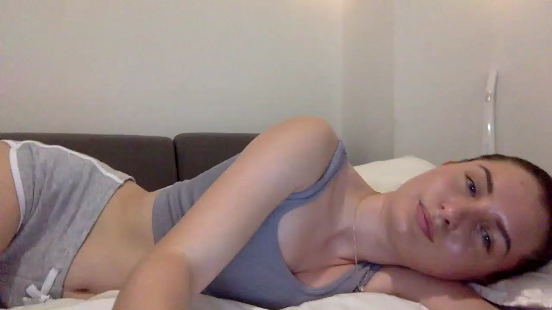 Gallery image thumbnail from EmilyRosier's myfreecams stream on, 06/18/2023, 21:43 image 9 of 20