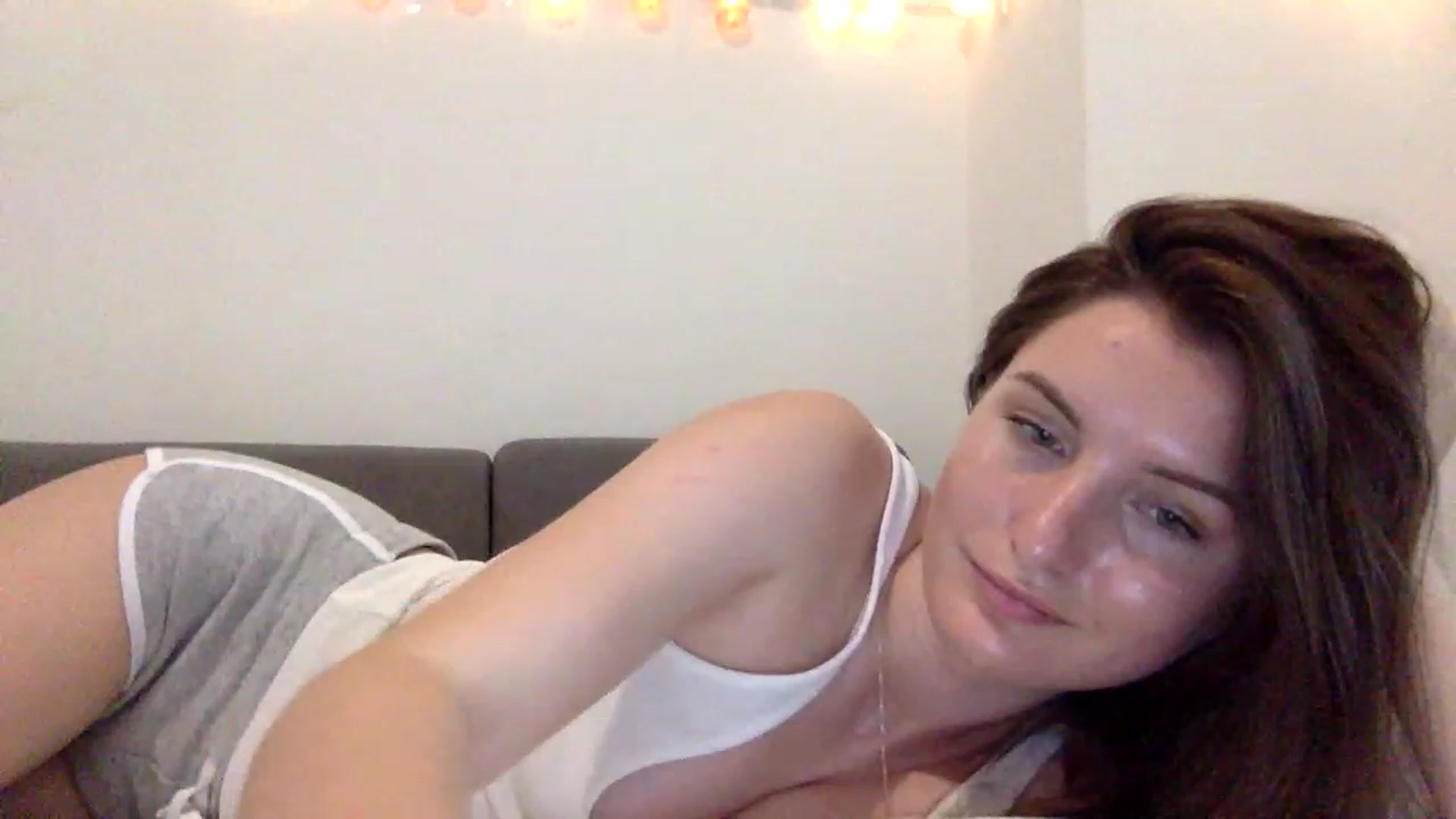 Gallery image thumbnail from EmilyRosier's myfreecams stream on, 06/20/2023, 17:34 image 7 of 20