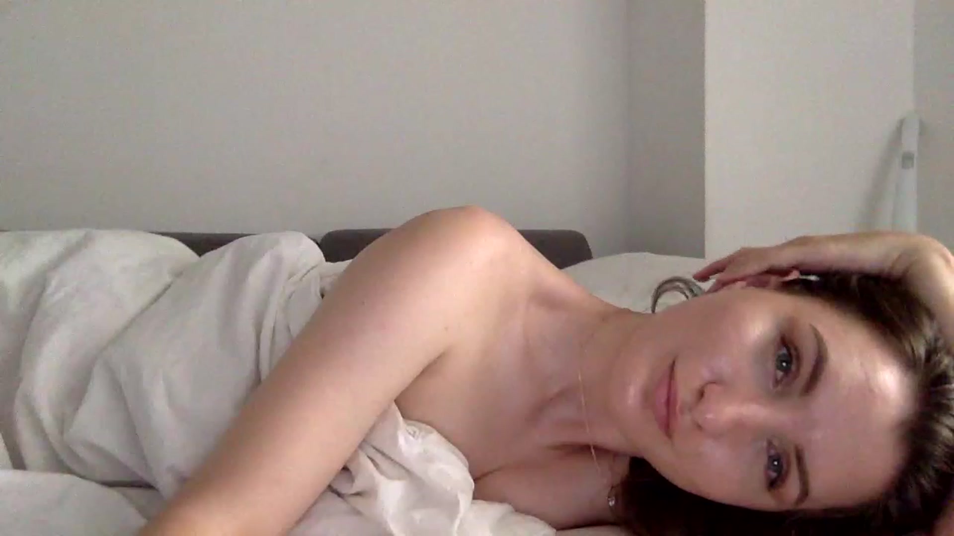 Gallery image thumbnail from EmilyRosier's myfreecams stream on, 06/22/2023, 11:18 image 6 of 20