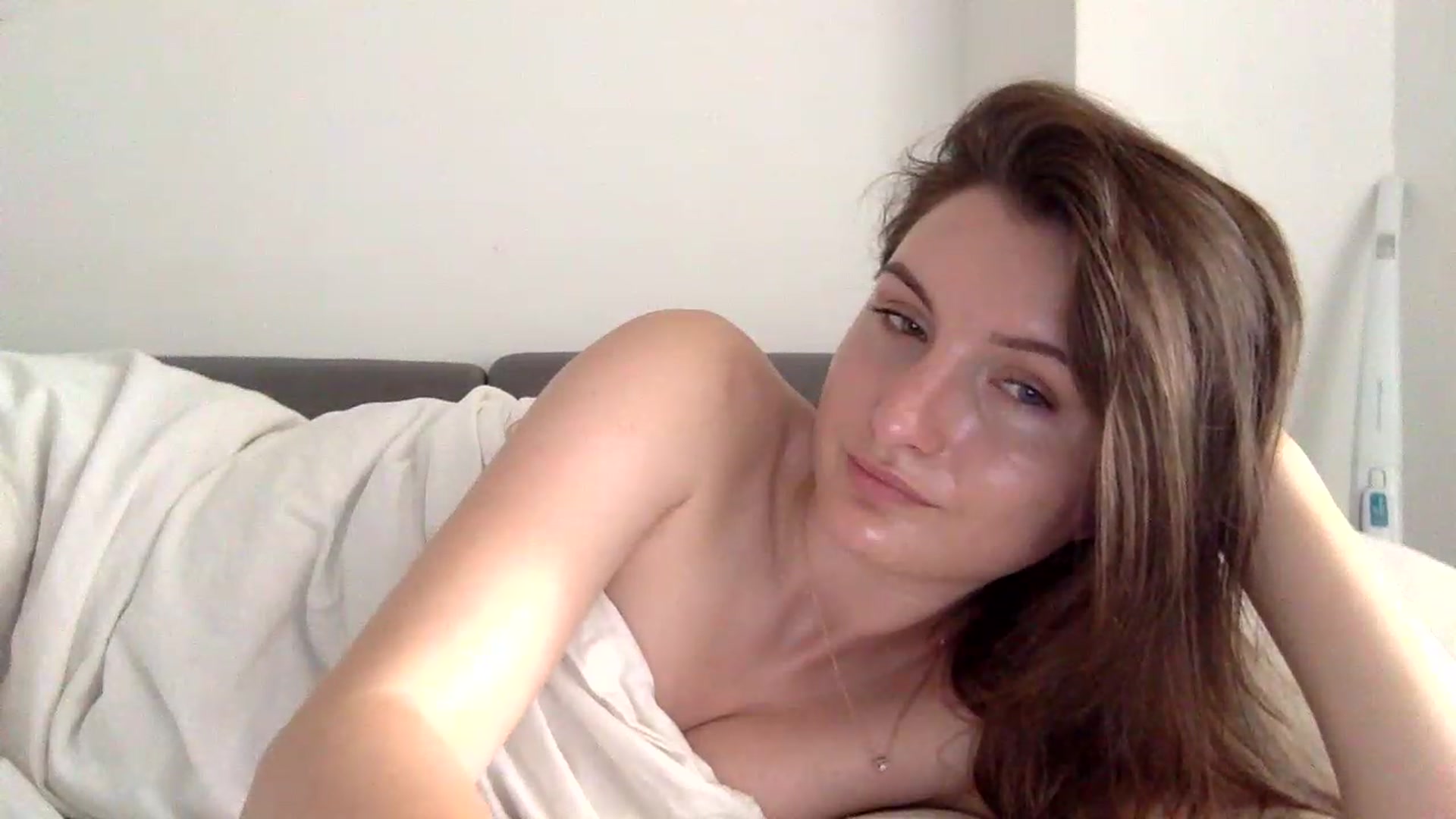 Gallery image thumbnail from EmilyRosier's myfreecams stream on, 06/22/2023, 12:24 image 9 of 20