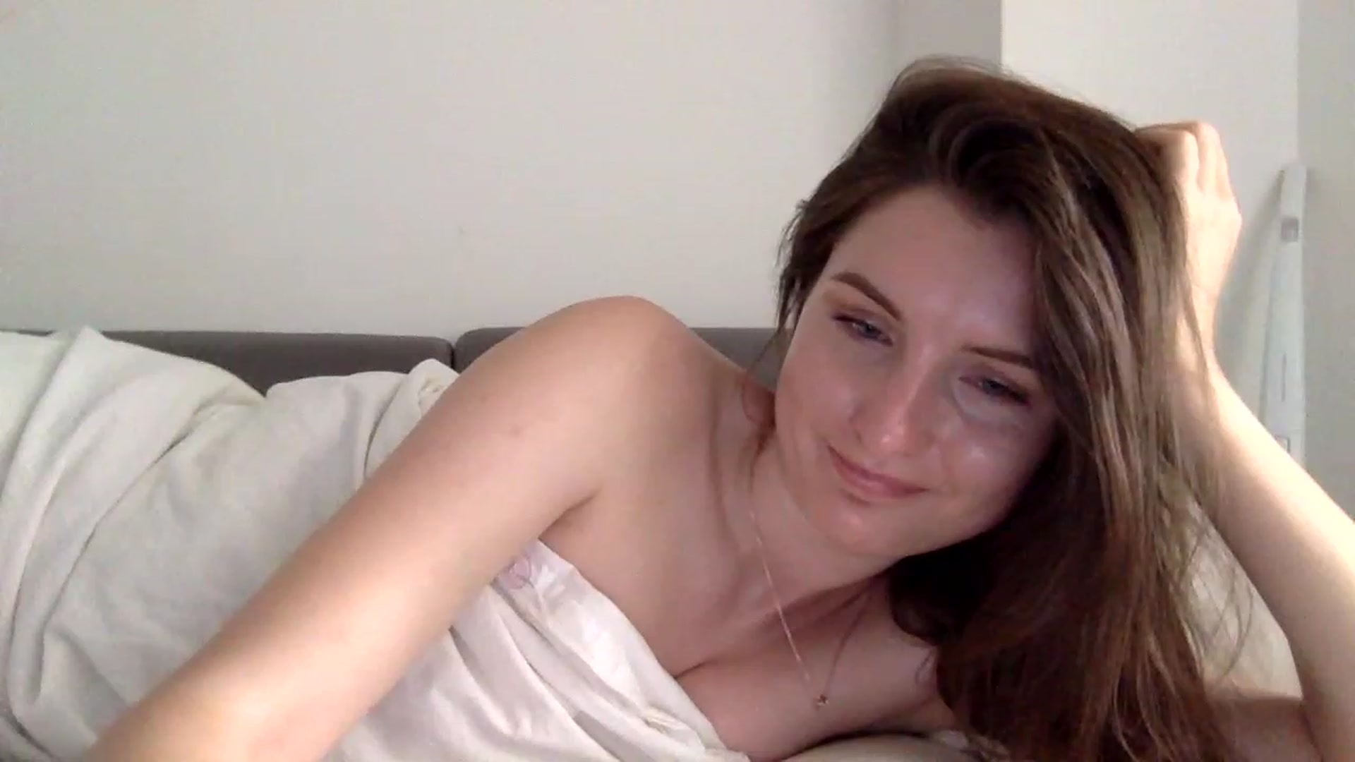 Gallery image thumbnail from EmilyRosier's myfreecams stream on, 06/22/2023, 12:24 image 4 of 20