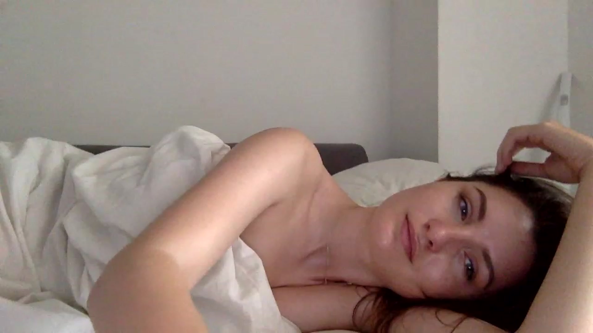 Gallery image thumbnail from EmilyRosier's myfreecams stream on, 06/22/2023, 14:50 image 3 of 20