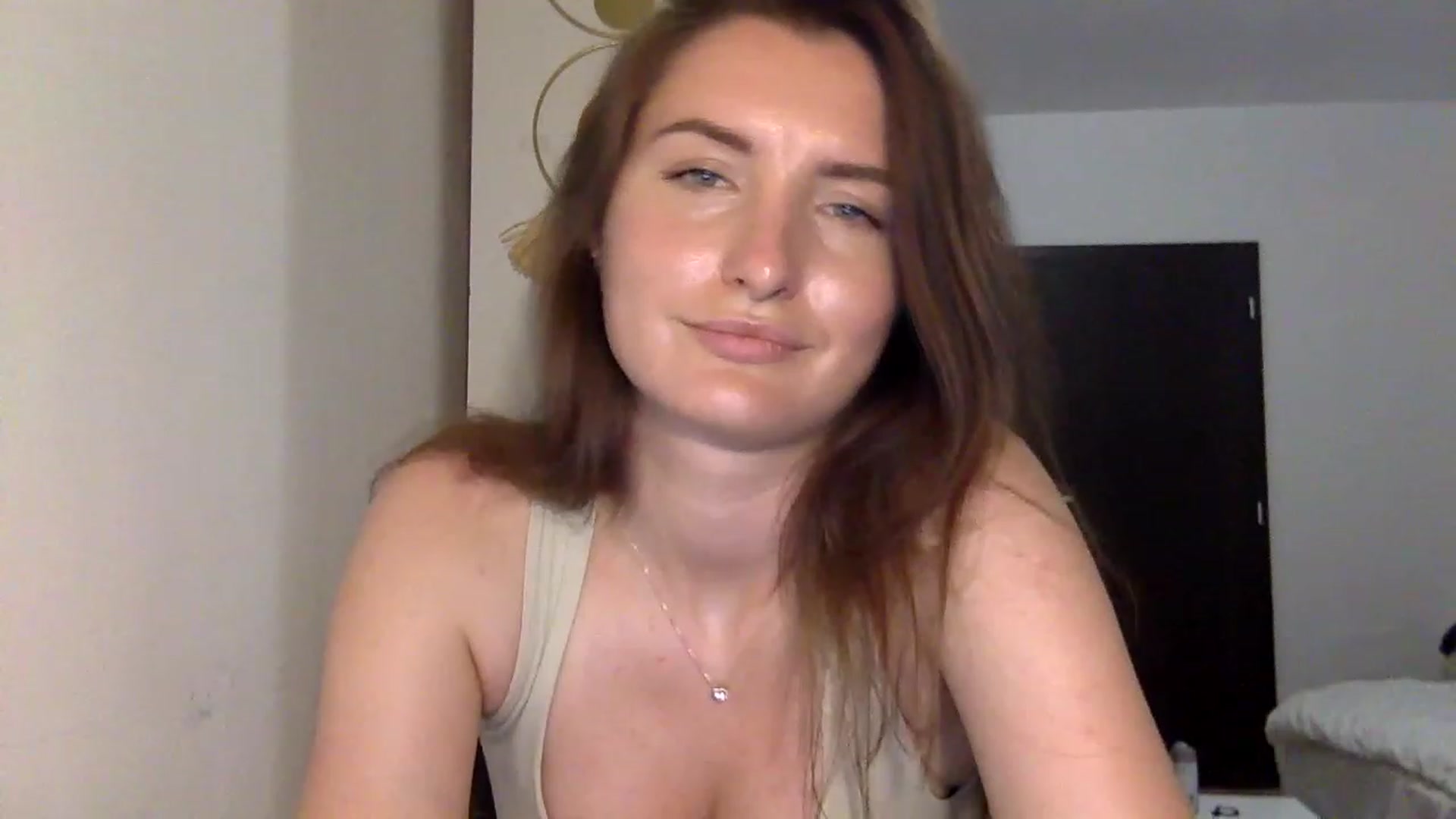 Gallery image thumbnail from EmilyRosier's myfreecams stream on, 06/25/2023, 18:56 image 19 of 20