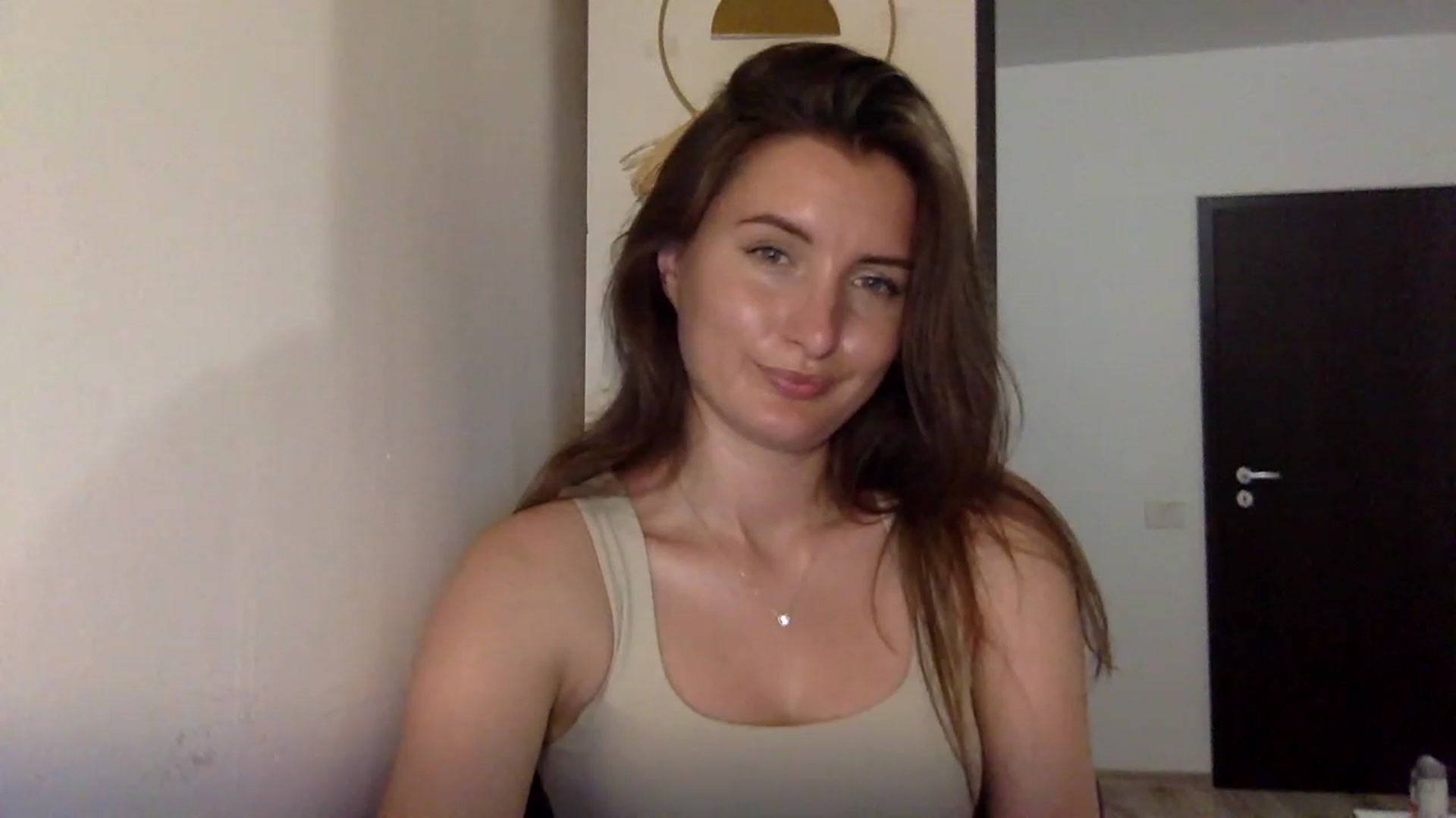 Gallery image thumbnail from EmilyRosier's myfreecams stream on, 06/25/2023, 20:34 image 11 of 20