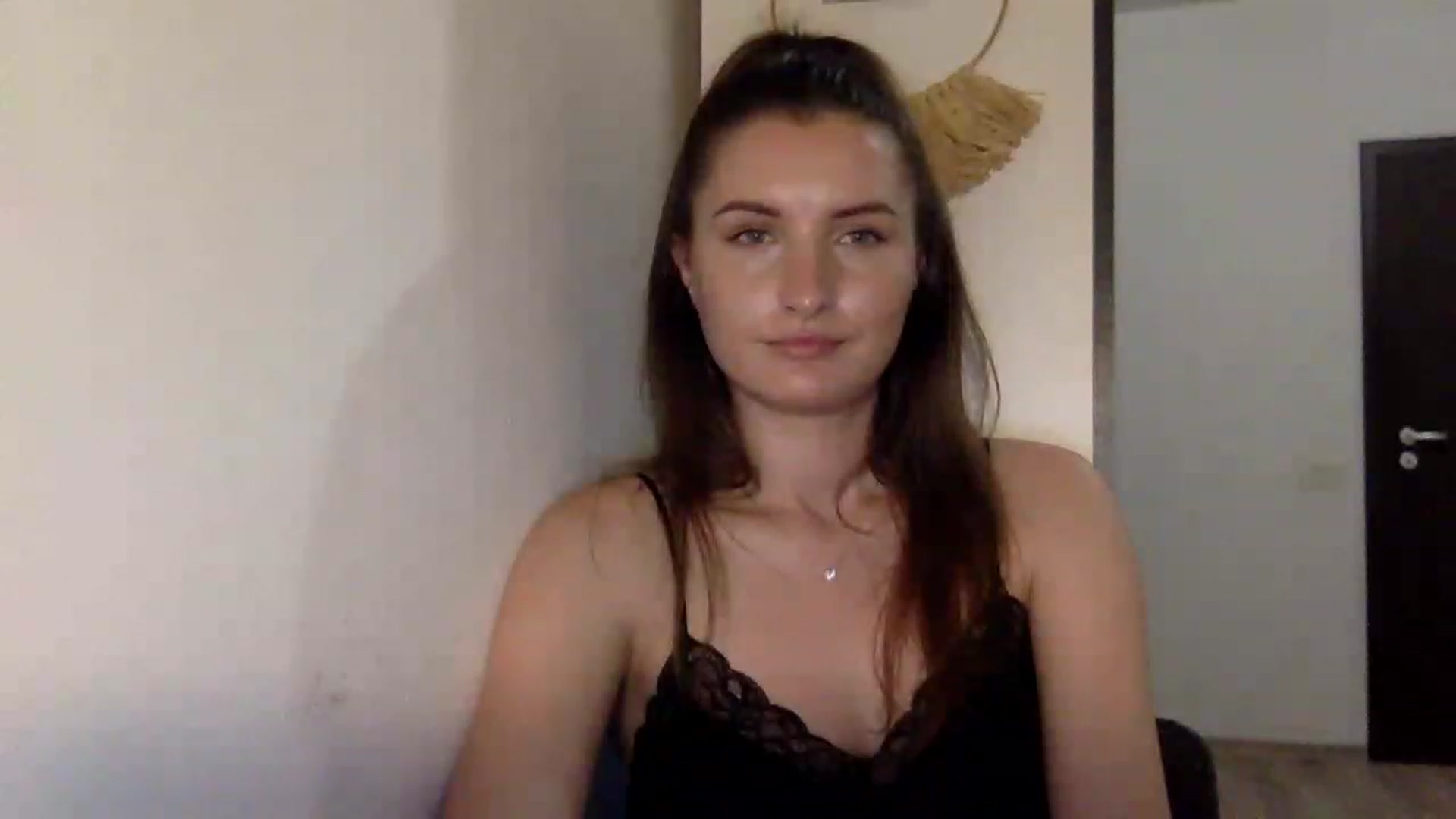 Gallery image thumbnail from EmilyRosier's myfreecams stream on, 06/26/2023, 18:57 image 15 of 20