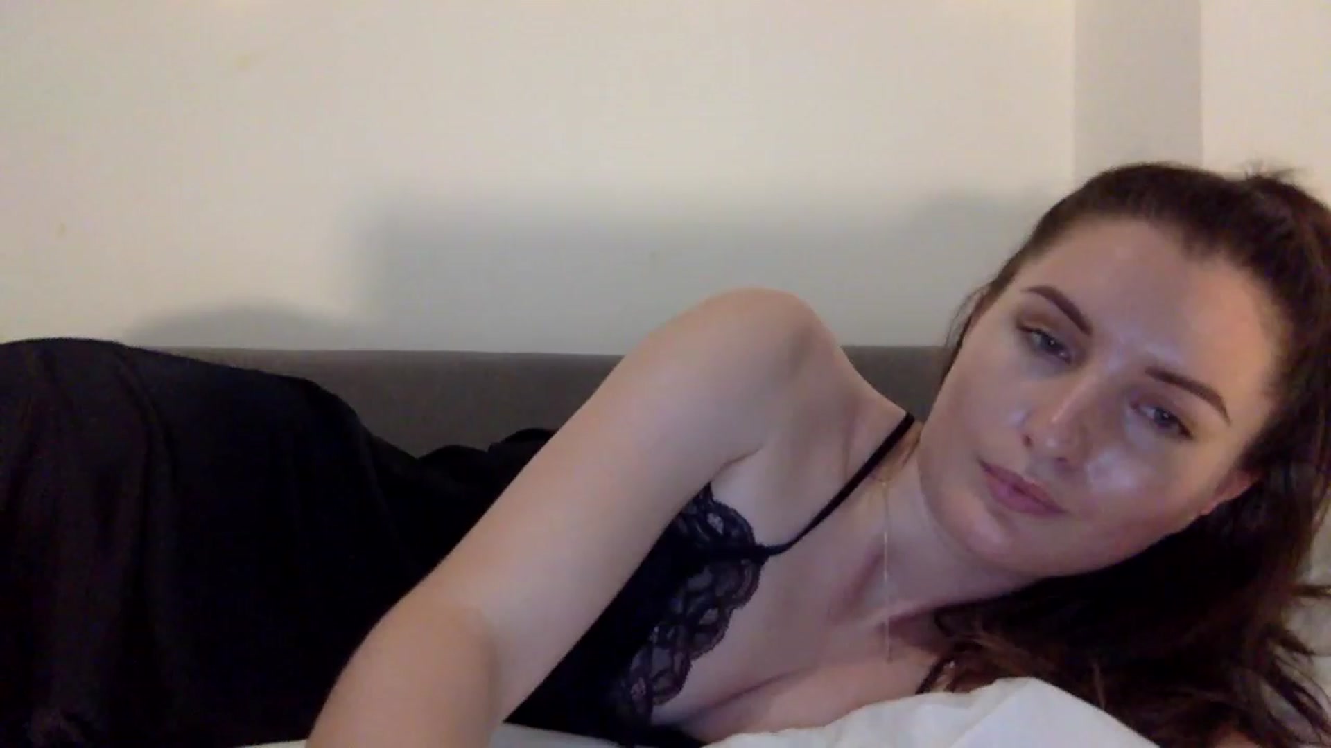 Gallery image thumbnail from EmilyRosier's myfreecams stream on, 06/26/2023, 21:15 image 8 of 20