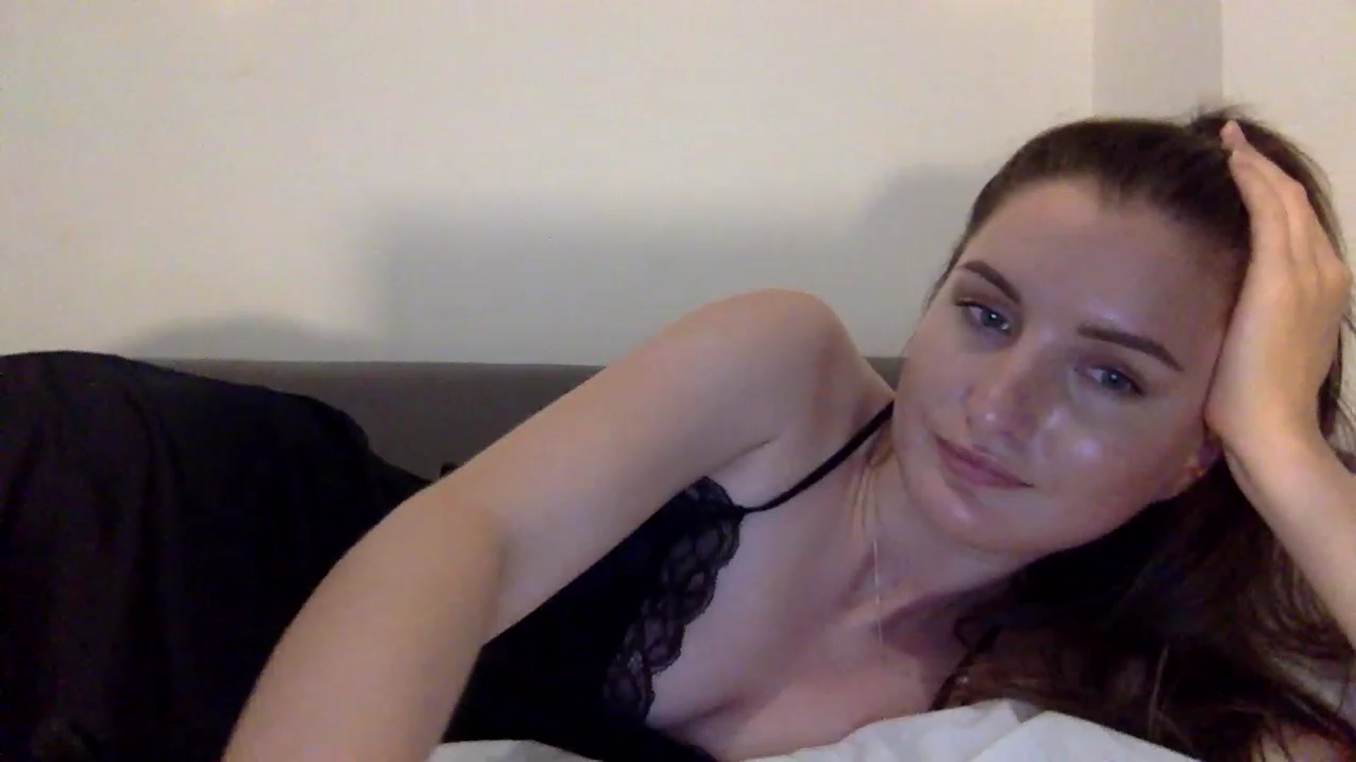Gallery image thumbnail from EmilyRosier's myfreecams stream on, 06/26/2023, 21:15 image 5 of 20