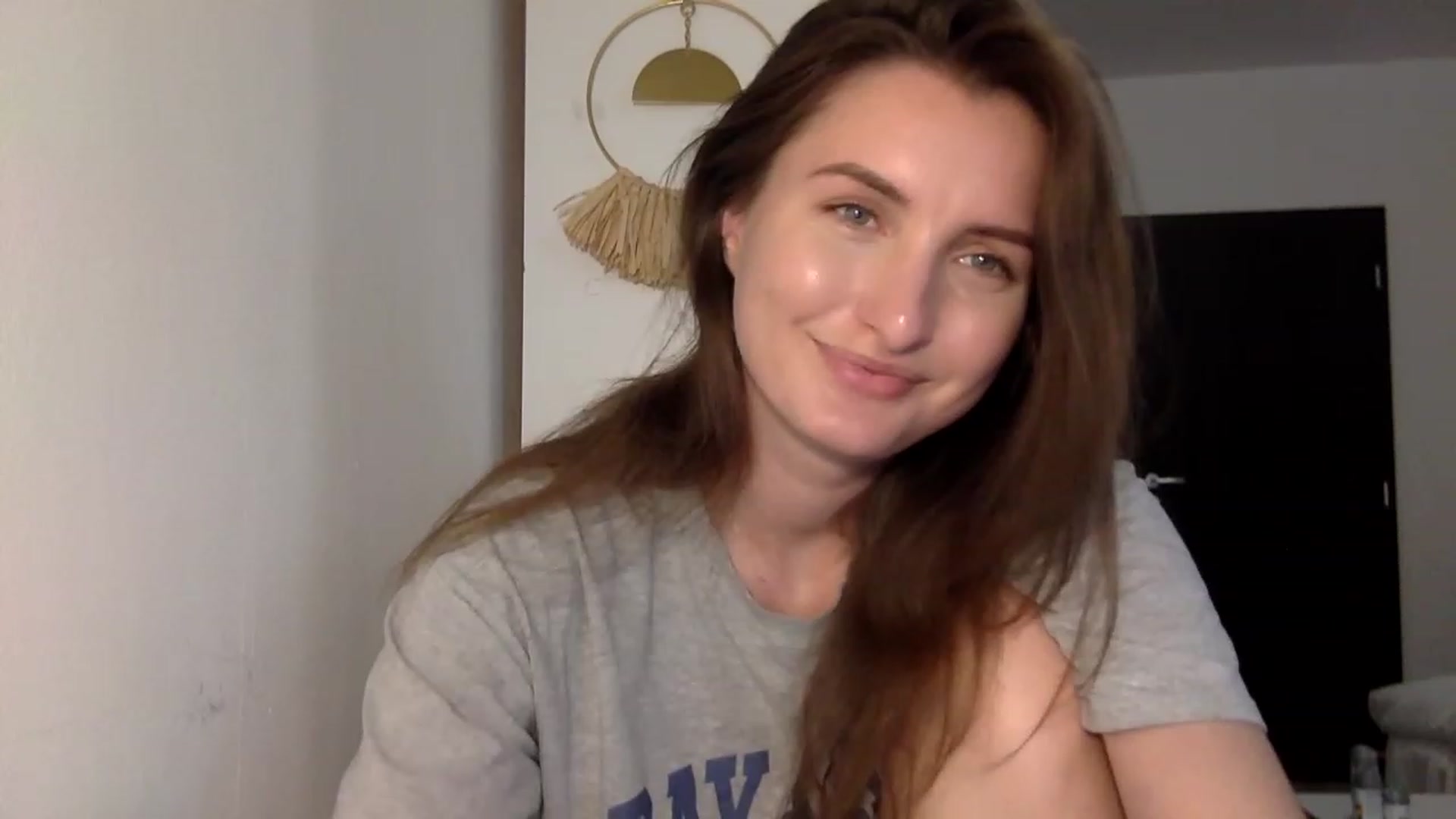 Gallery image thumbnail from EmilyRosier's myfreecams stream on, 06/28/2023, 17:03 image 6 of 20