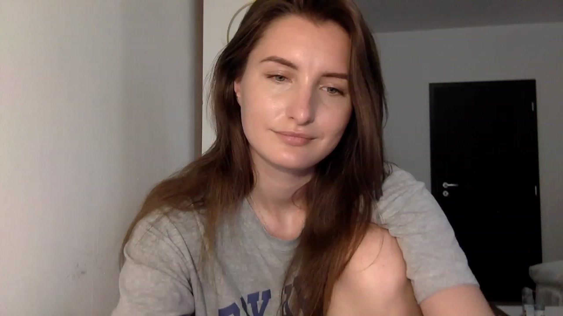 Gallery image thumbnail from EmilyRosier's myfreecams stream on, 06/28/2023, 17:03 image 7 of 20