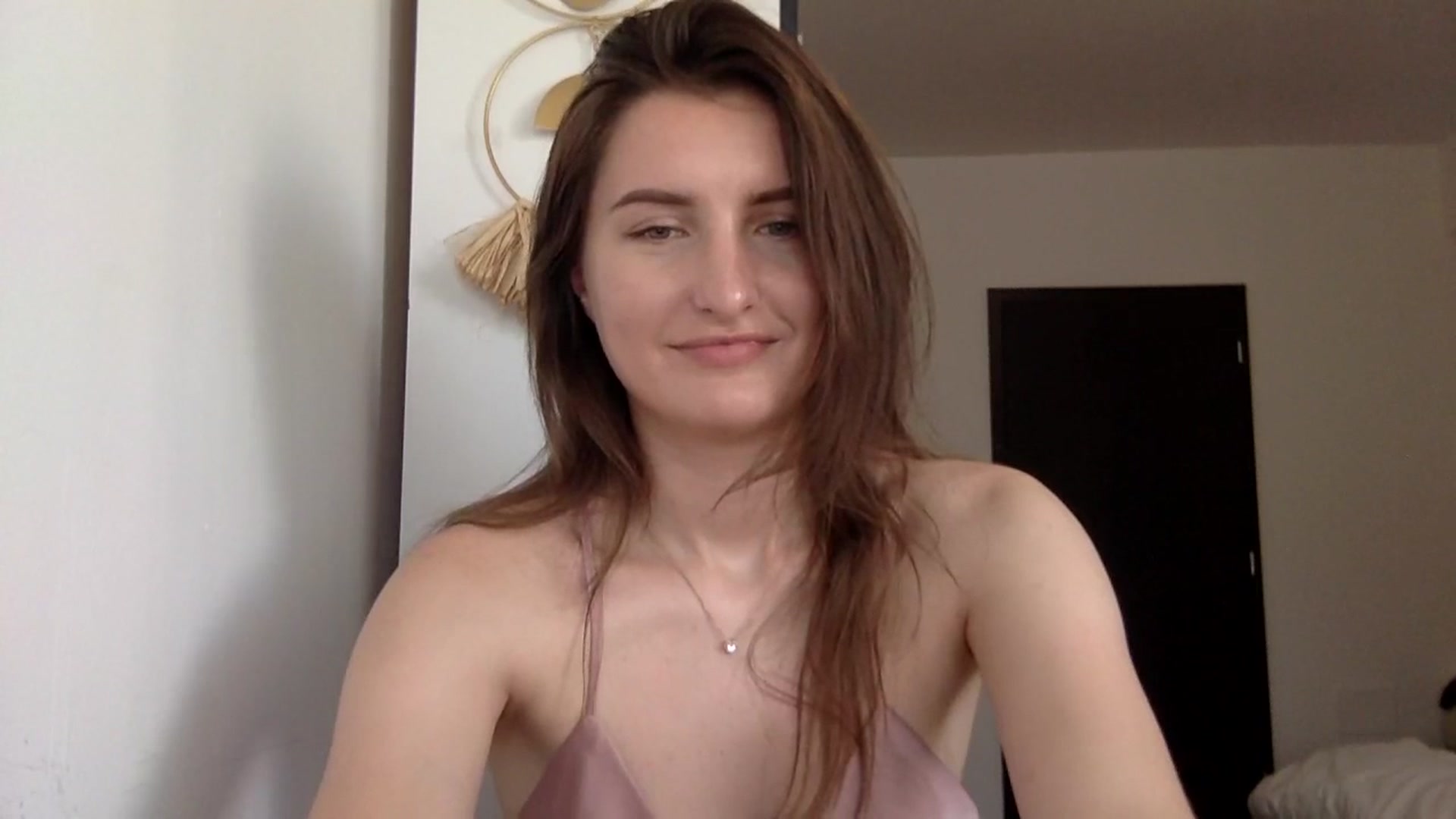 Gallery image thumbnail from EmilyRosier's myfreecams stream on, 07/01/2023, 14:19 image 3 of 20
