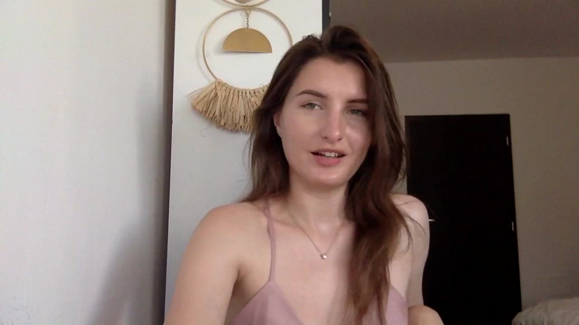 Gallery image thumbnail from EmilyRosier's myfreecams stream on, 07/01/2023, 14:19 image 9 of 20