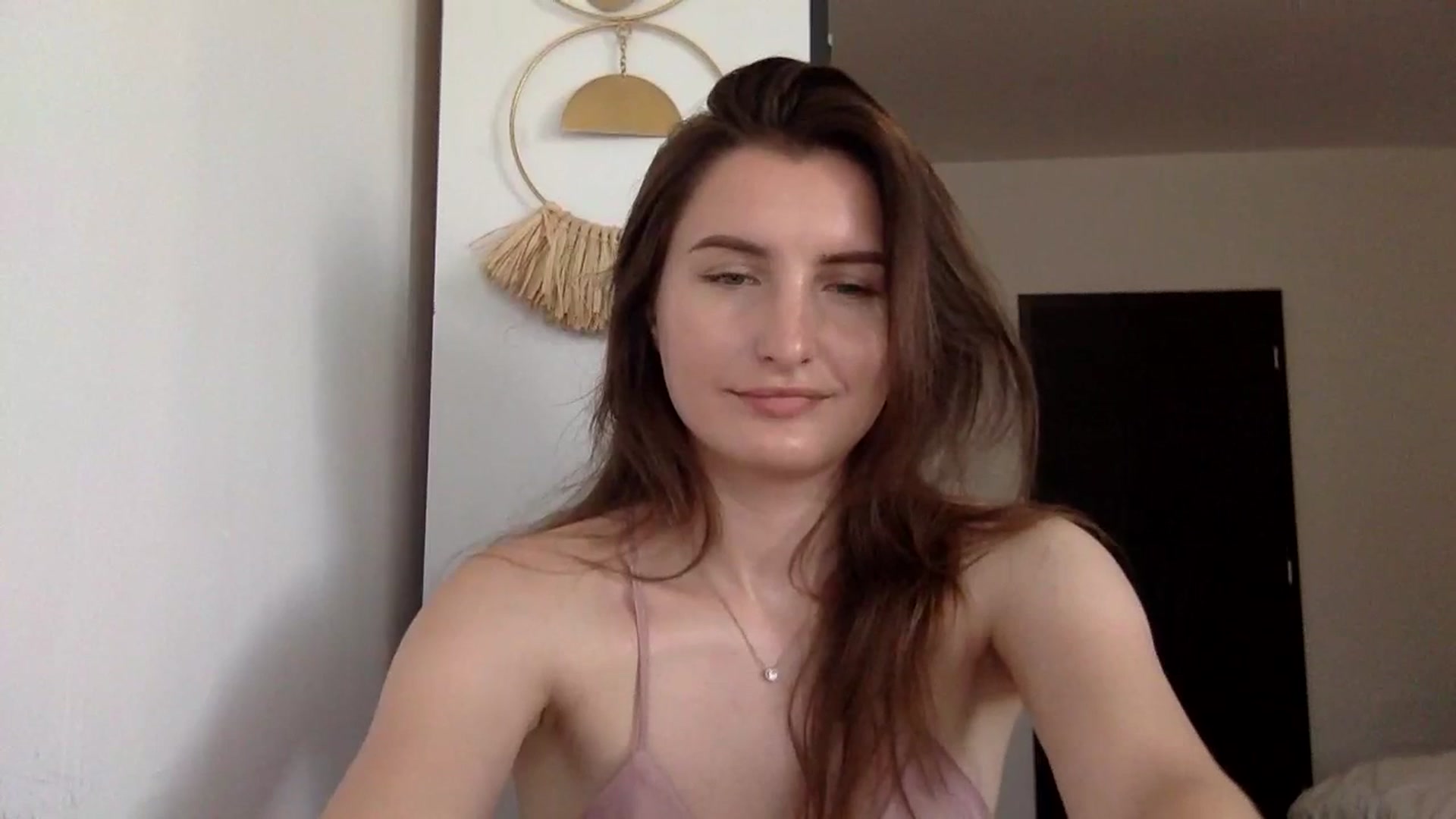 Gallery image thumbnail from EmilyRosier's myfreecams stream on, 07/01/2023, 14:19 image 18 of 20