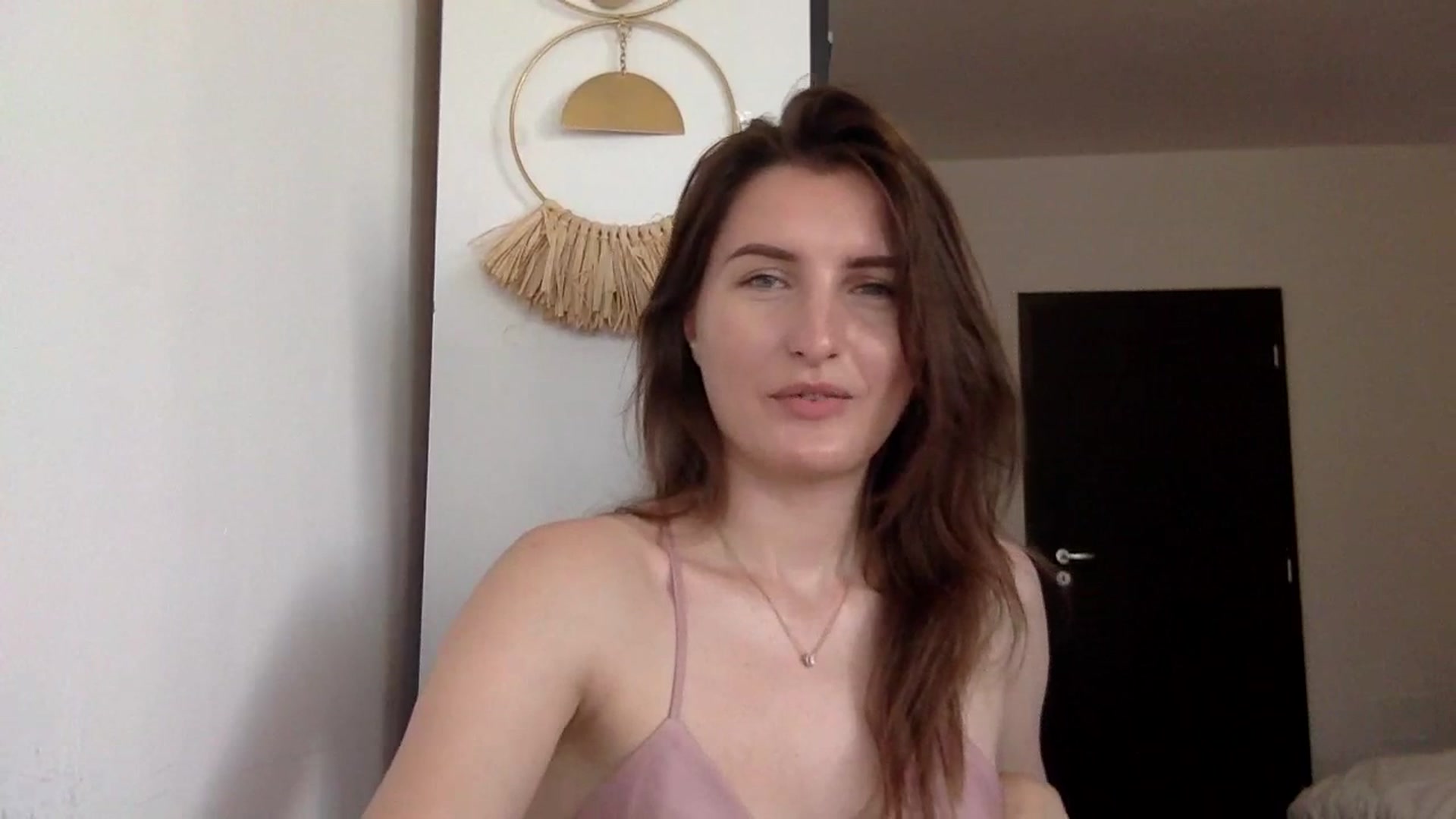 Gallery image thumbnail from EmilyRosier's myfreecams stream on, 07/01/2023, 14:19 image 11 of 20