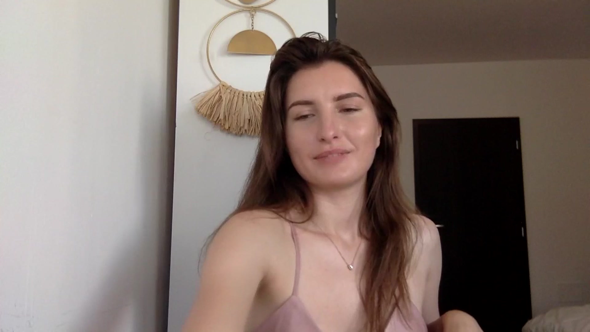 Gallery image thumbnail from EmilyRosier's myfreecams stream on, 07/01/2023, 14:19 image 15 of 20