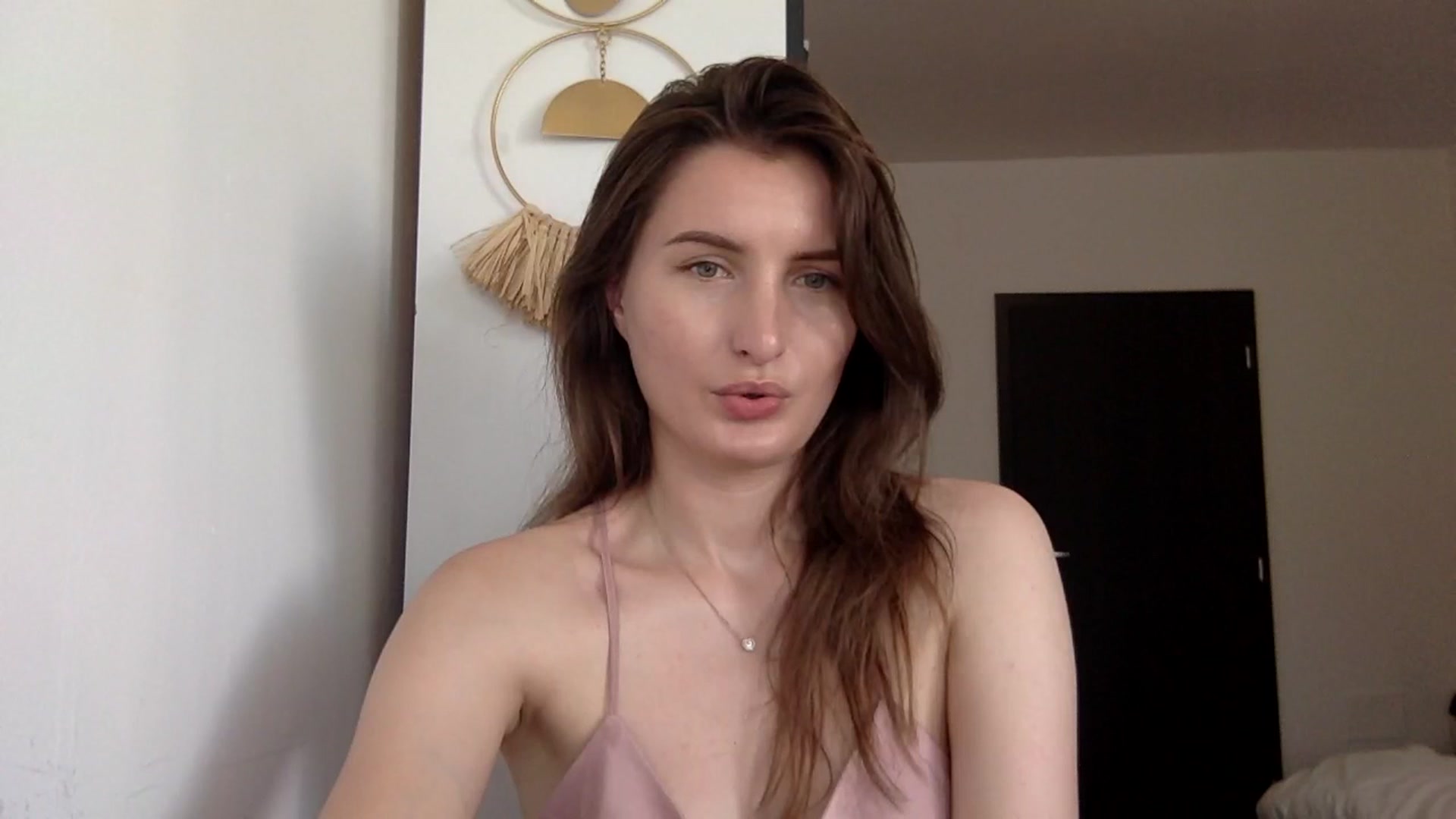 Gallery image thumbnail from EmilyRosier's myfreecams stream on, 07/01/2023, 14:19 image 6 of 20