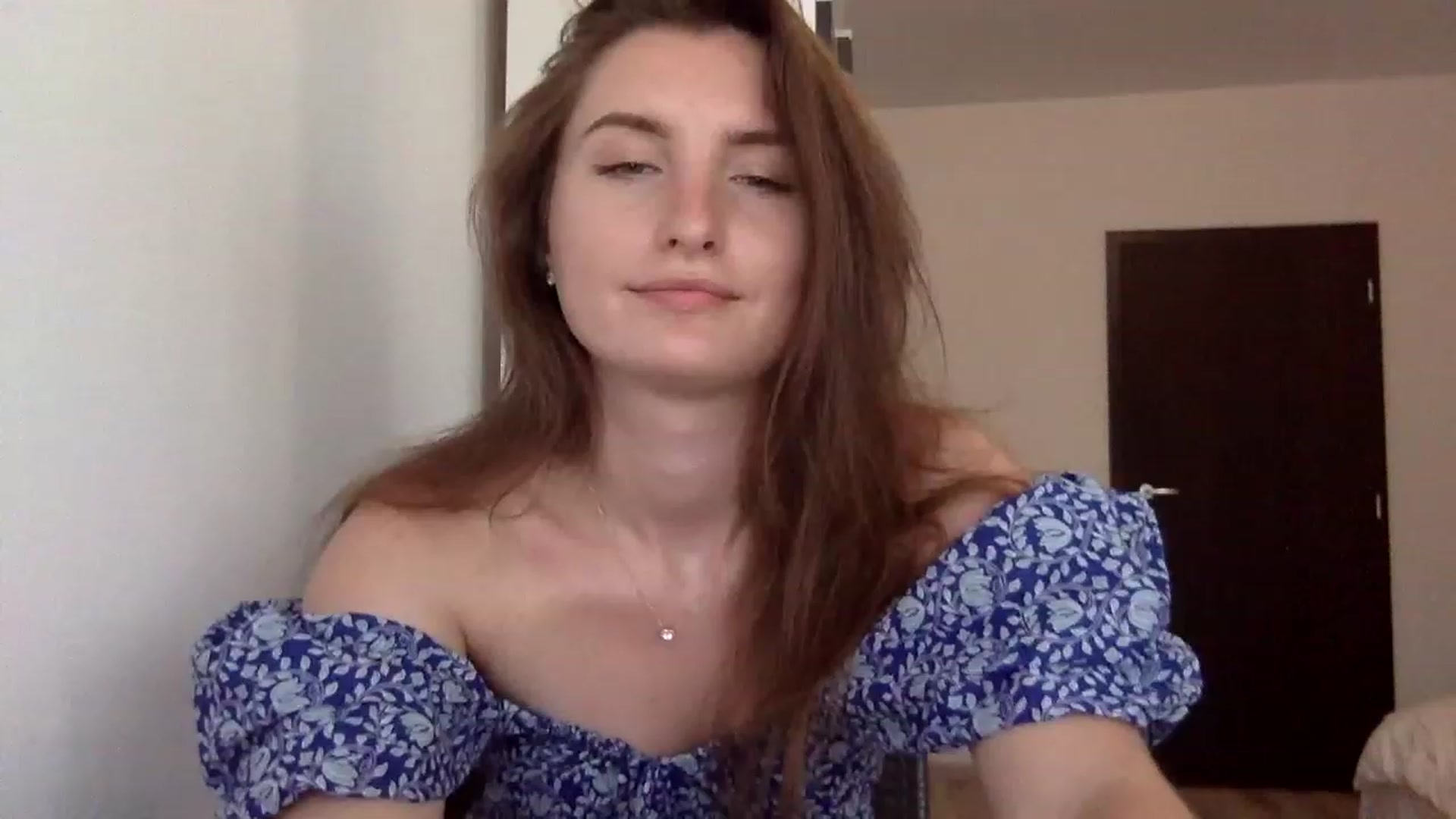 Gallery image thumbnail from EmilyRosier's myfreecams stream on, 08/04/2023, 16:06 image 13 of 20