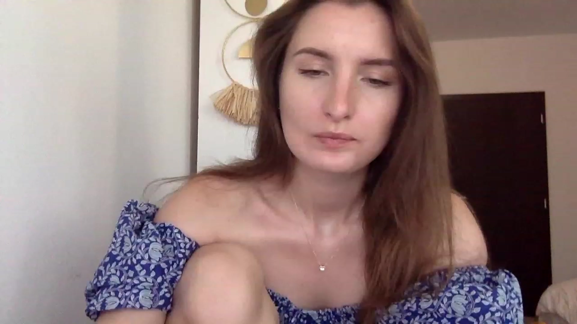 Gallery image thumbnail from EmilyRosier's myfreecams stream on, 08/04/2023, 16:06 image 5 of 20