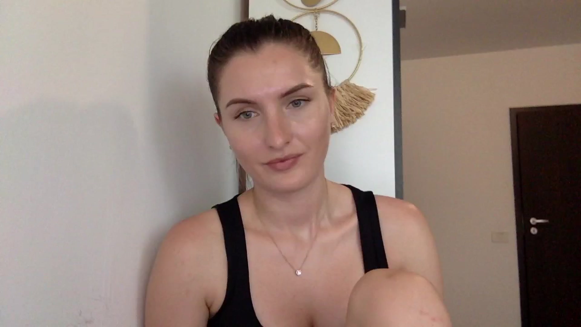 Gallery image thumbnail from EmilyRosier's myfreecams stream on, 08/08/2023, 15:57 image 1 of 20