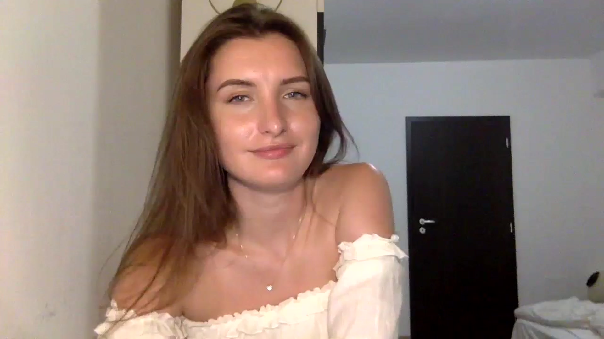 Gallery image thumbnail from EmilyRosier's myfreecams stream on, 08/09/2023, 21:49 image 19 of 20