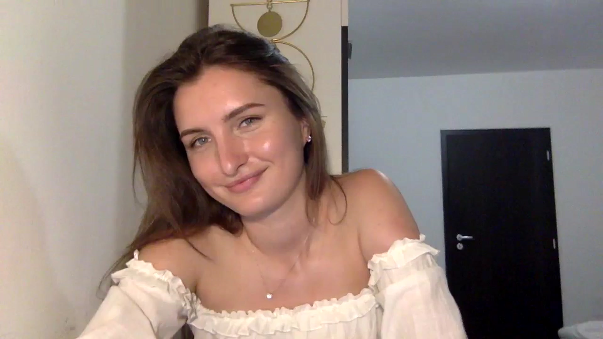 Gallery image thumbnail from EmilyRosier's myfreecams stream on, 08/09/2023, 21:49 image 8 of 20