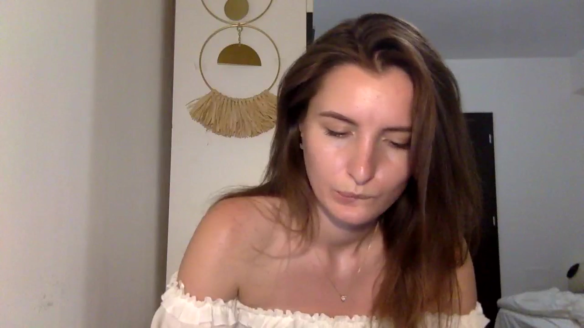 Gallery image thumbnail from EmilyRosier's myfreecams stream on, 08/09/2023, 21:49 image 15 of 20