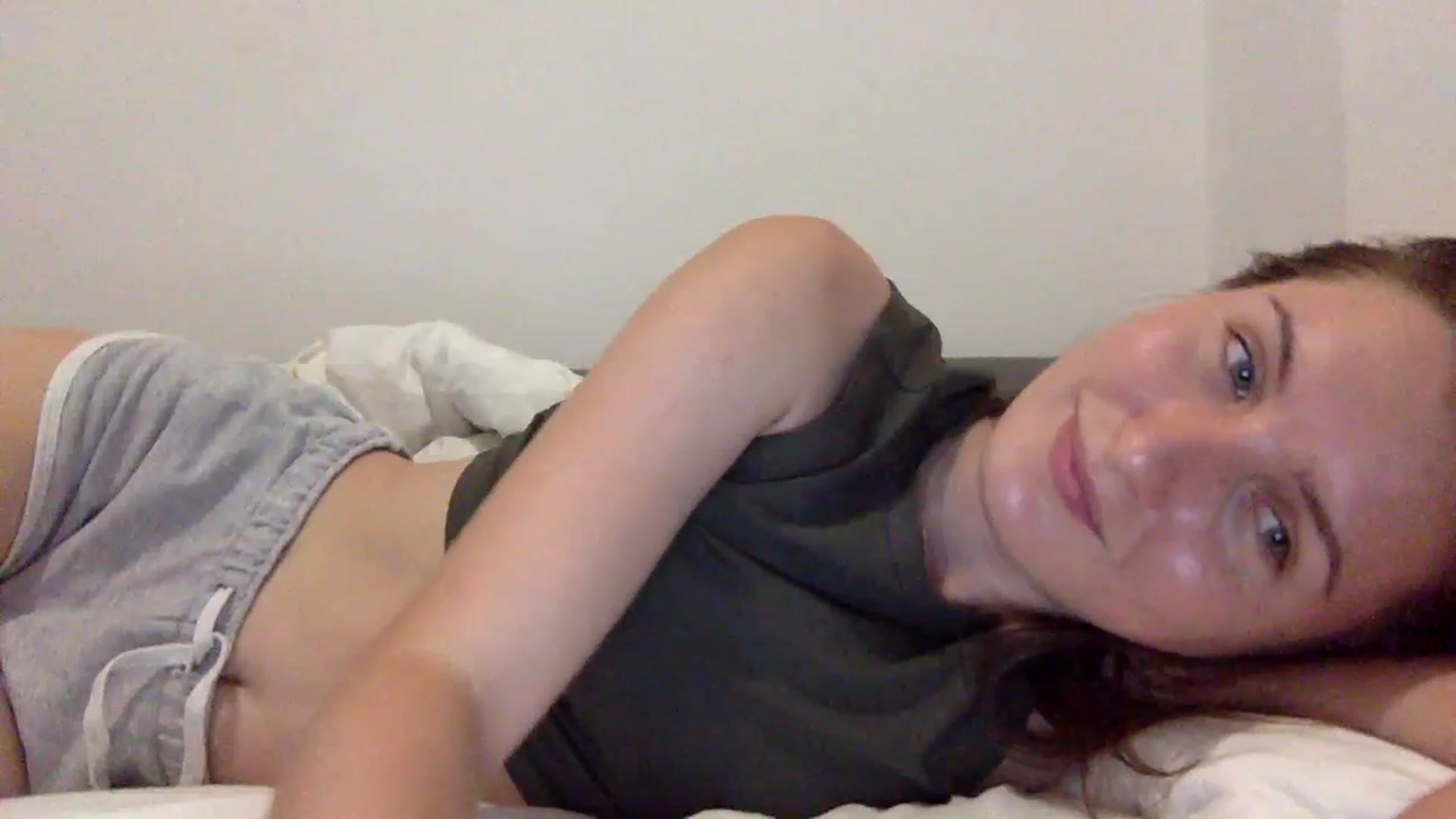 Gallery image thumbnail from EmilyRosier's myfreecams stream on, 08/10/2023, 22:12 image 14 of 20