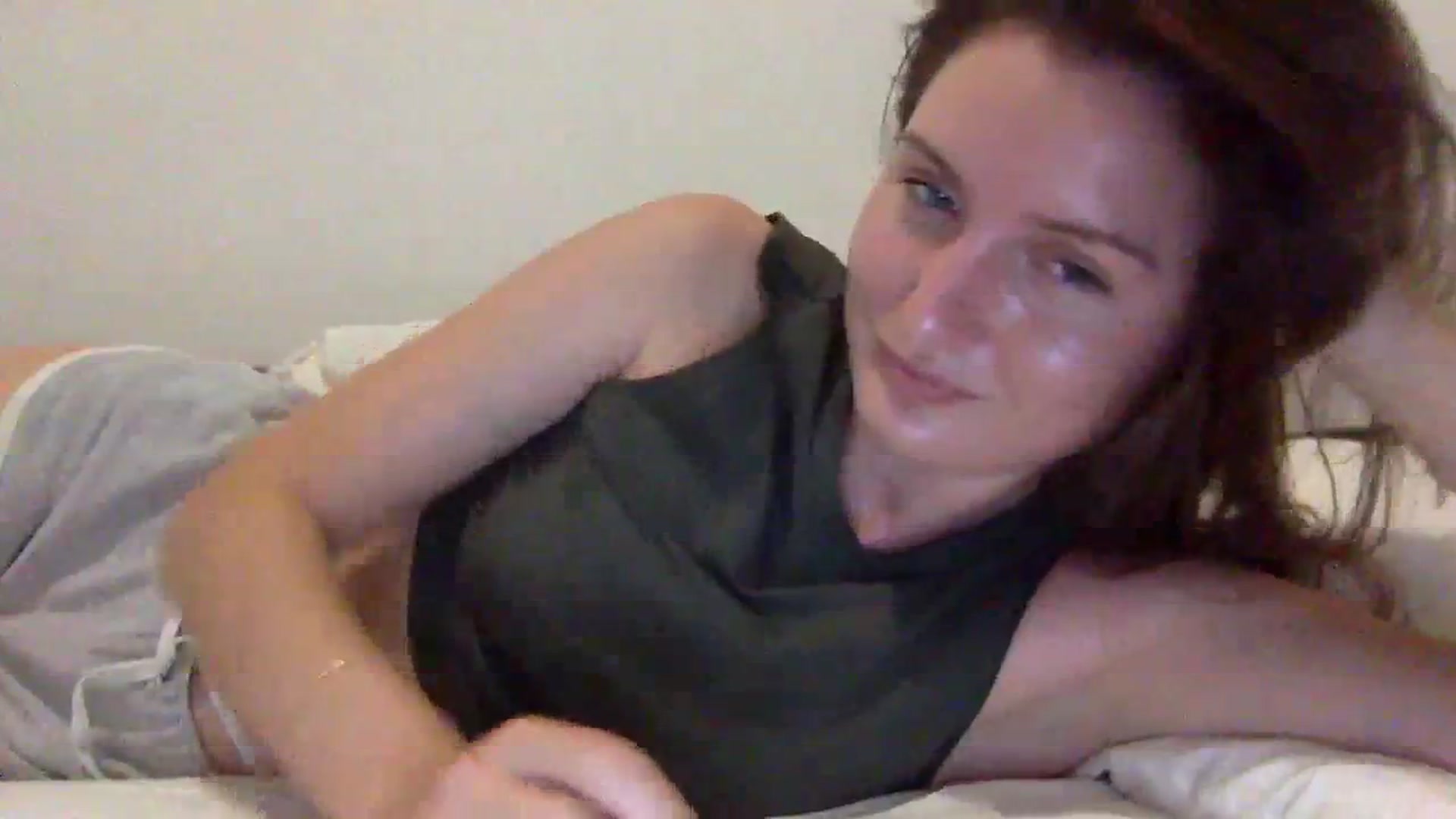 Gallery image thumbnail from EmilyRosier's myfreecams stream on, 08/10/2023, 22:12 image 2 of 20