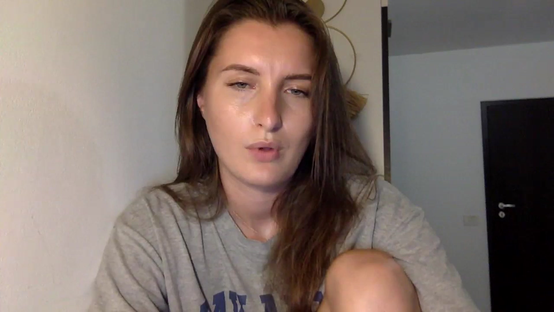 Gallery image thumbnail from EmilyRosier's myfreecams stream on, 08/30/2023, 19:36 image 19 of 20