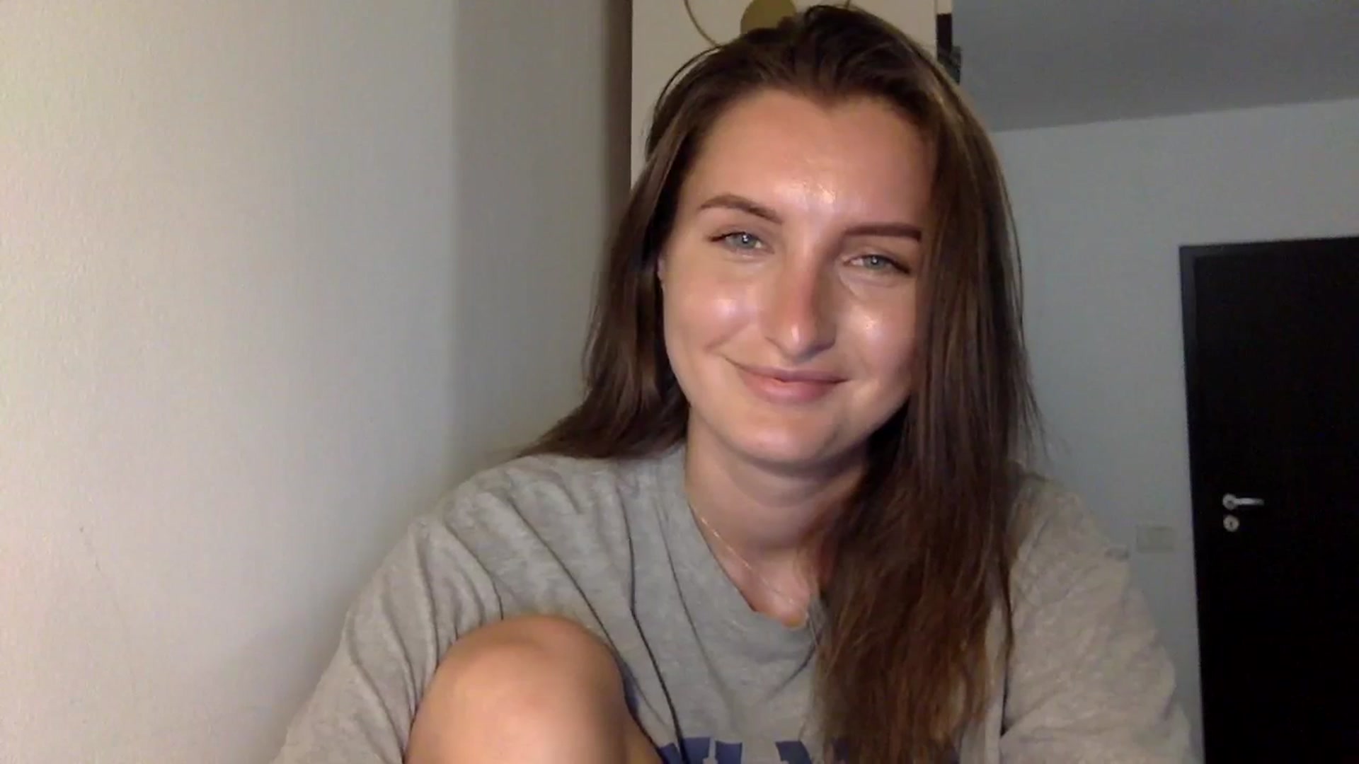 Gallery image thumbnail from EmilyRosier's myfreecams stream on, 08/30/2023, 19:36 image 4 of 20