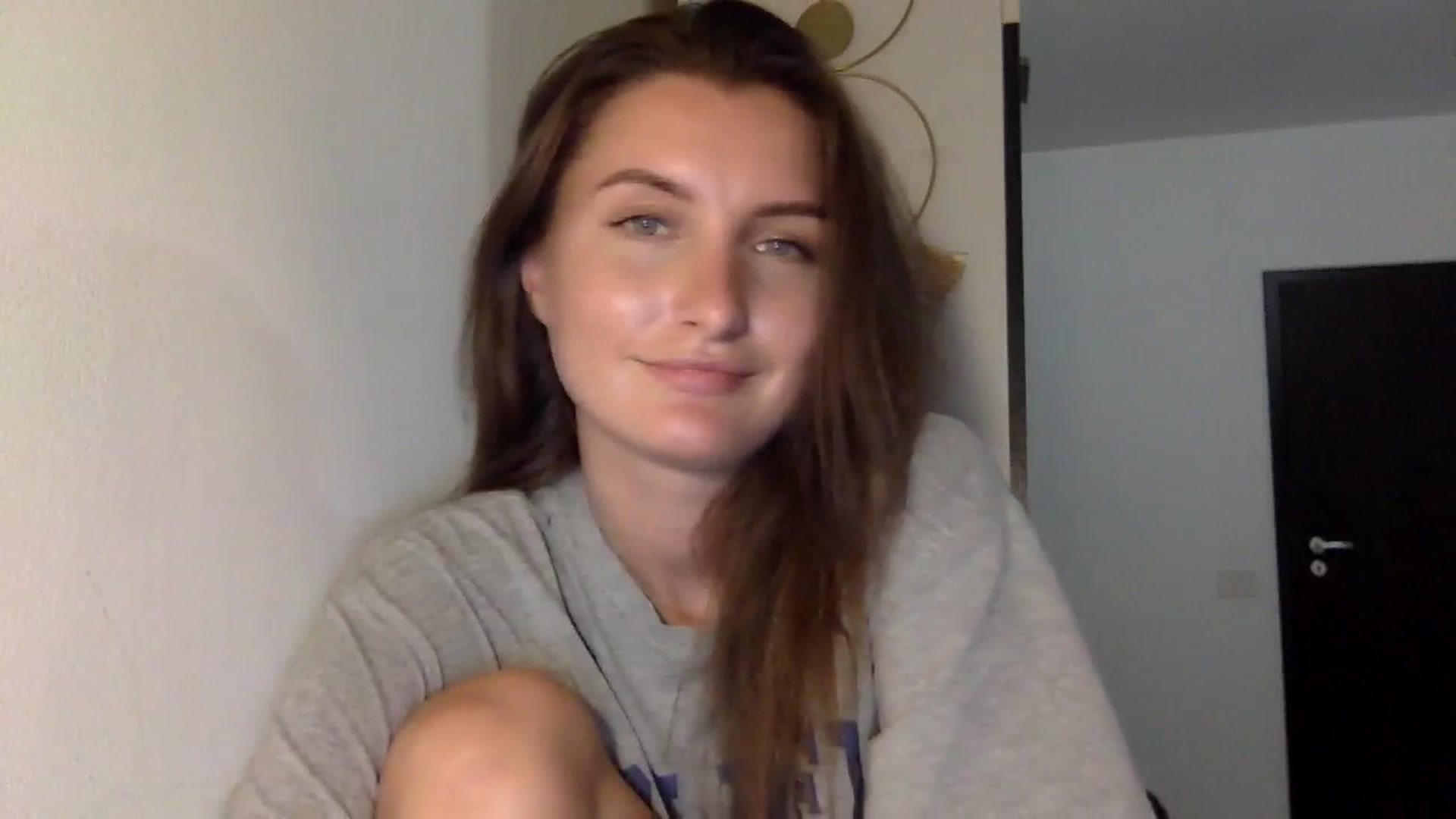 Gallery image thumbnail from EmilyRosier's myfreecams stream on, 08/30/2023, 19:36 image 3 of 20