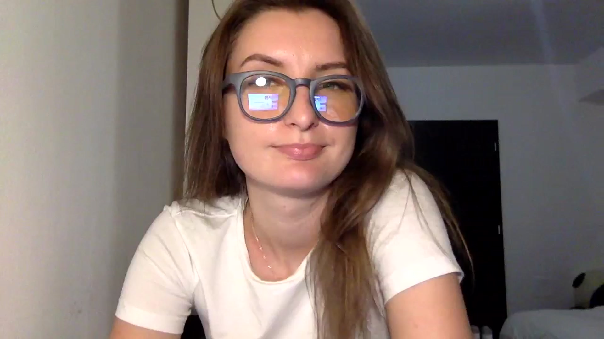 Gallery image thumbnail from EmilyRosier's myfreecams stream on, 09/13/2023, 23:31 image 14 of 20