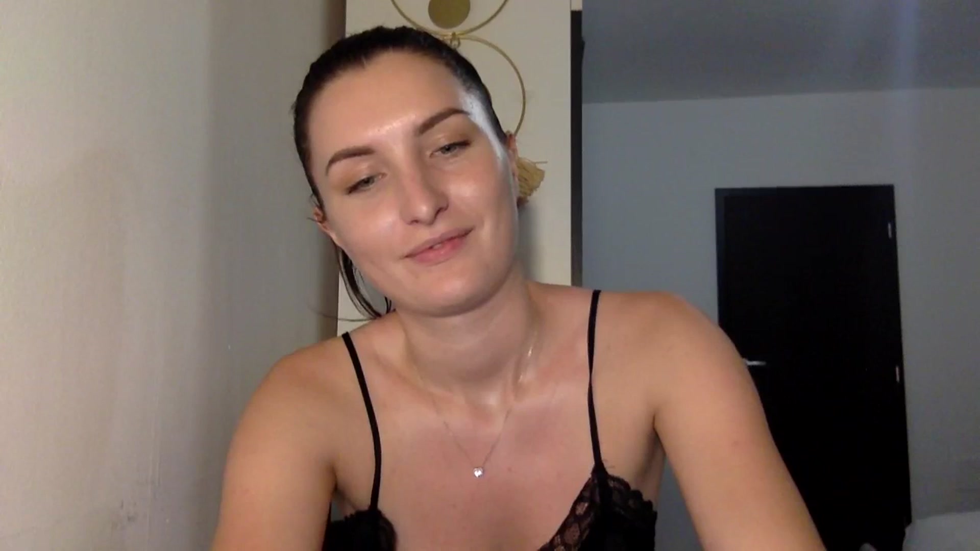 Gallery image thumbnail from EmilyRosier's myfreecams stream on, 09/18/2023, 22:56 image 18 of 20