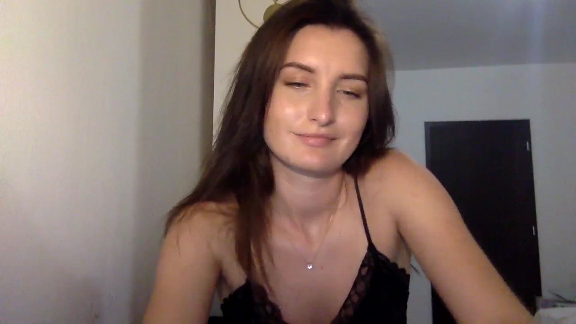 Gallery image thumbnail from EmilyRosier's myfreecams stream on, 09/22/2023, 19:36 image 11 of 20