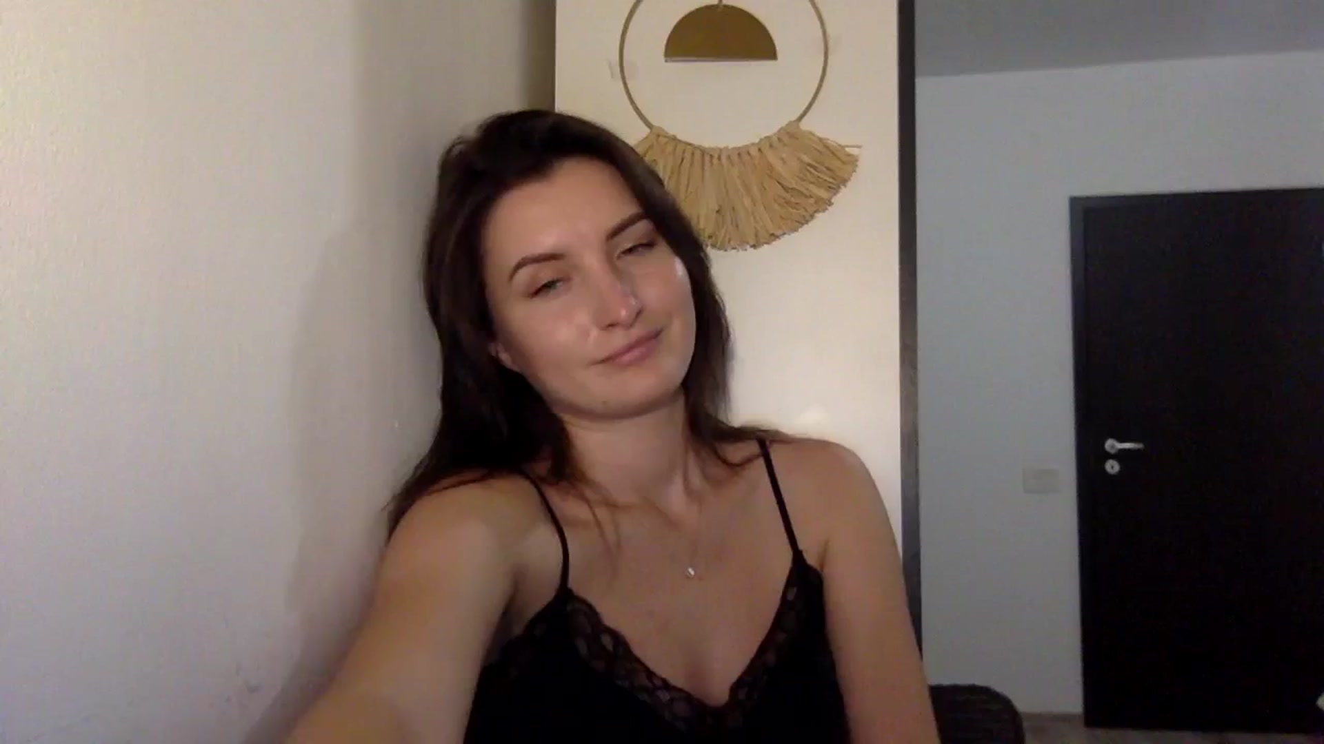 Gallery image thumbnail from EmilyRosier's myfreecams stream on, 09/22/2023, 20:44 image 1 of 20