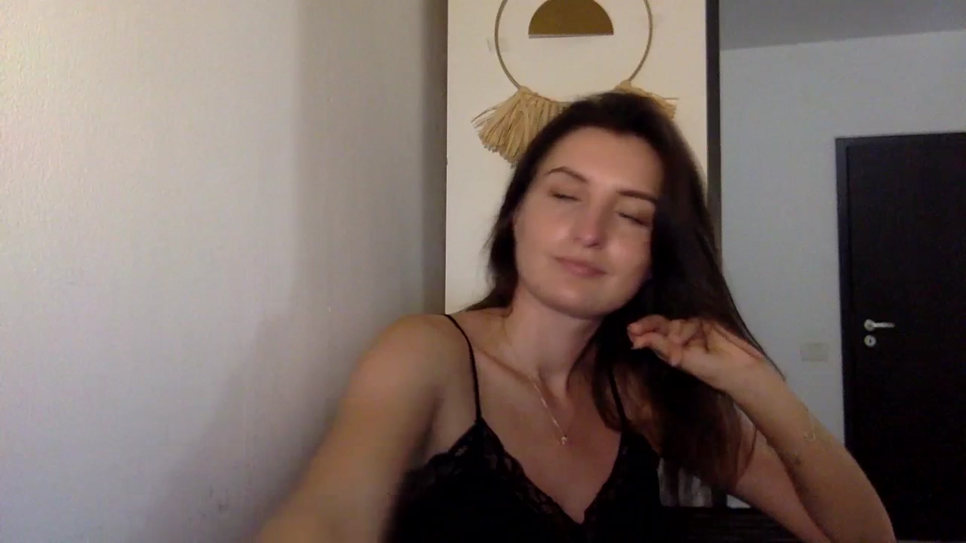 Gallery image thumbnail from EmilyRosier's myfreecams stream on, 09/22/2023, 20:44 image 12 of 20