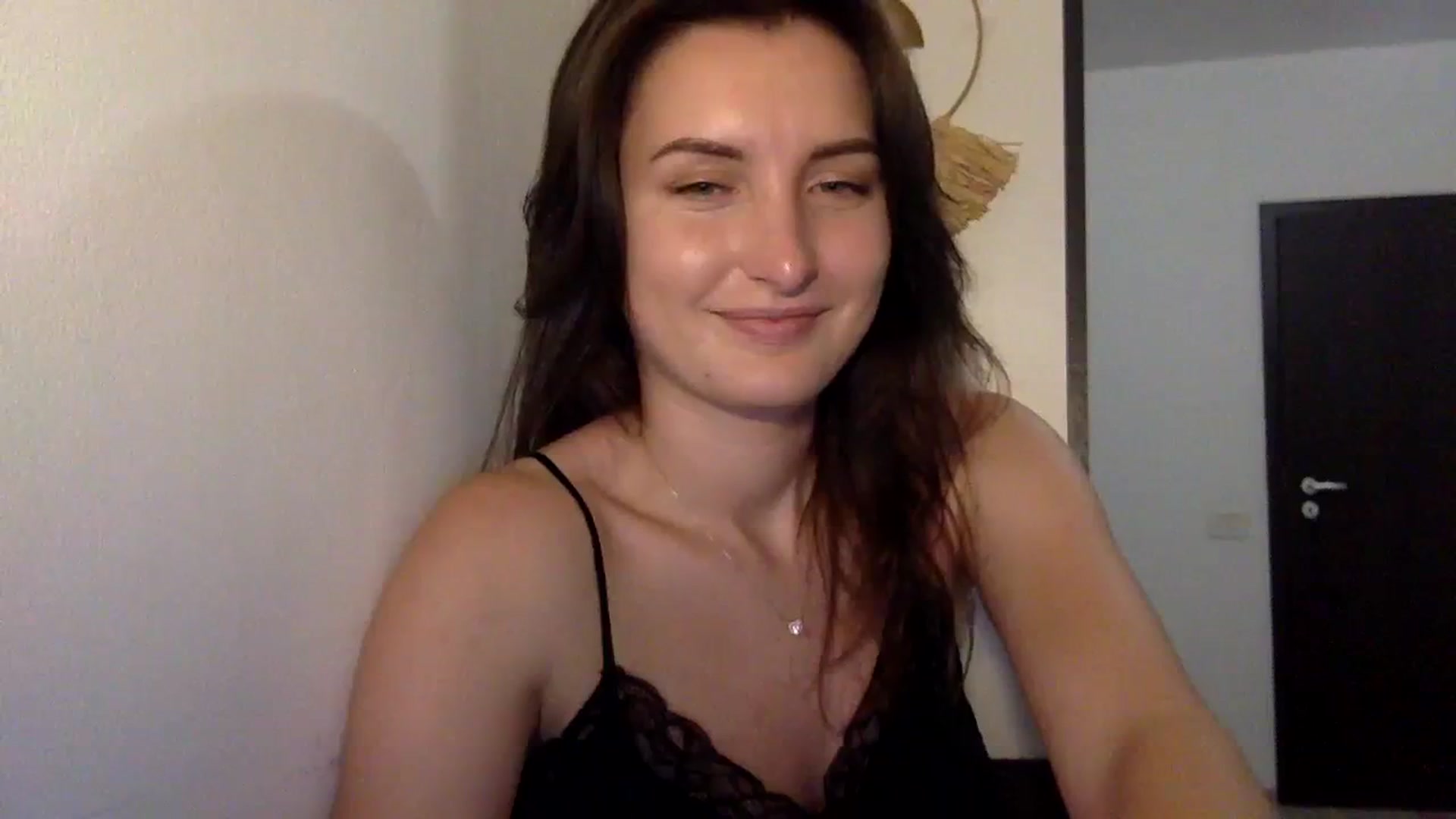 Gallery image thumbnail from EmilyRosier's myfreecams stream on, 09/22/2023, 20:44 image 9 of 20