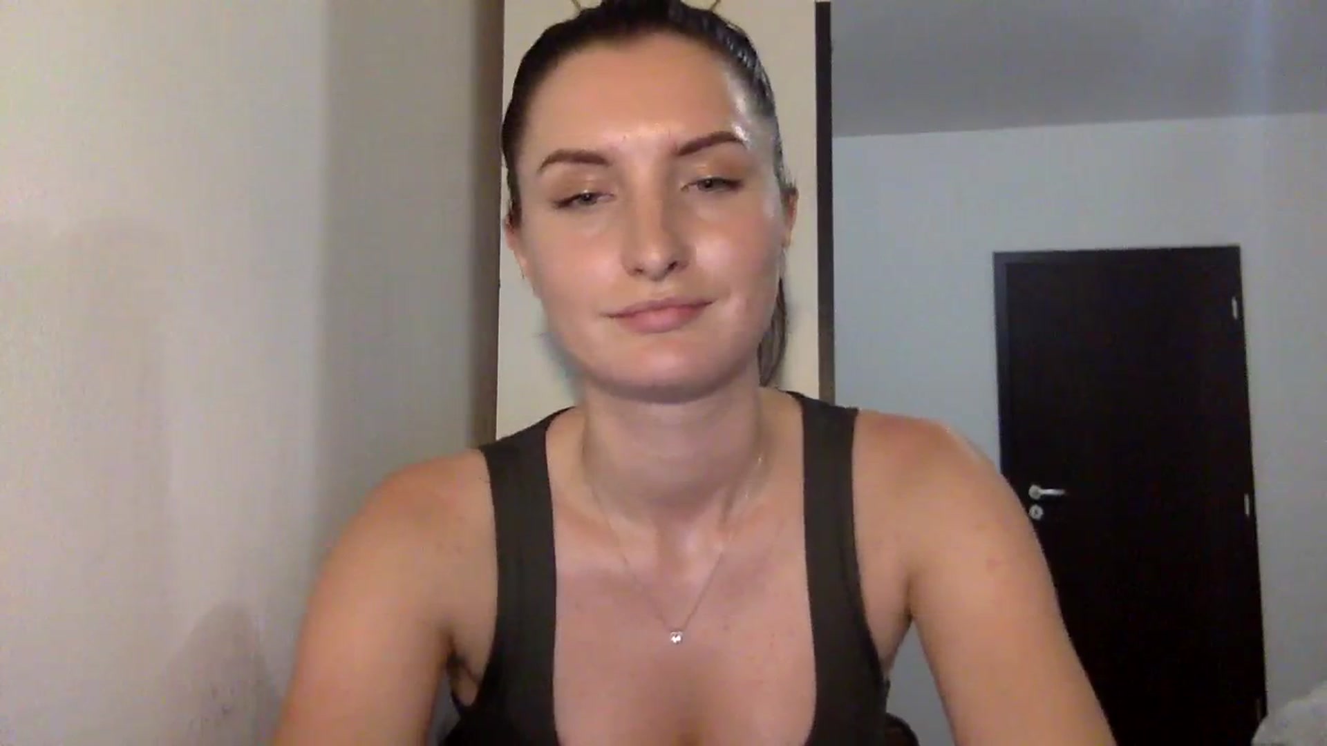 Gallery image thumbnail from EmilyRosier's myfreecams stream on, 09/28/2023, 22:10 image 11 of 20