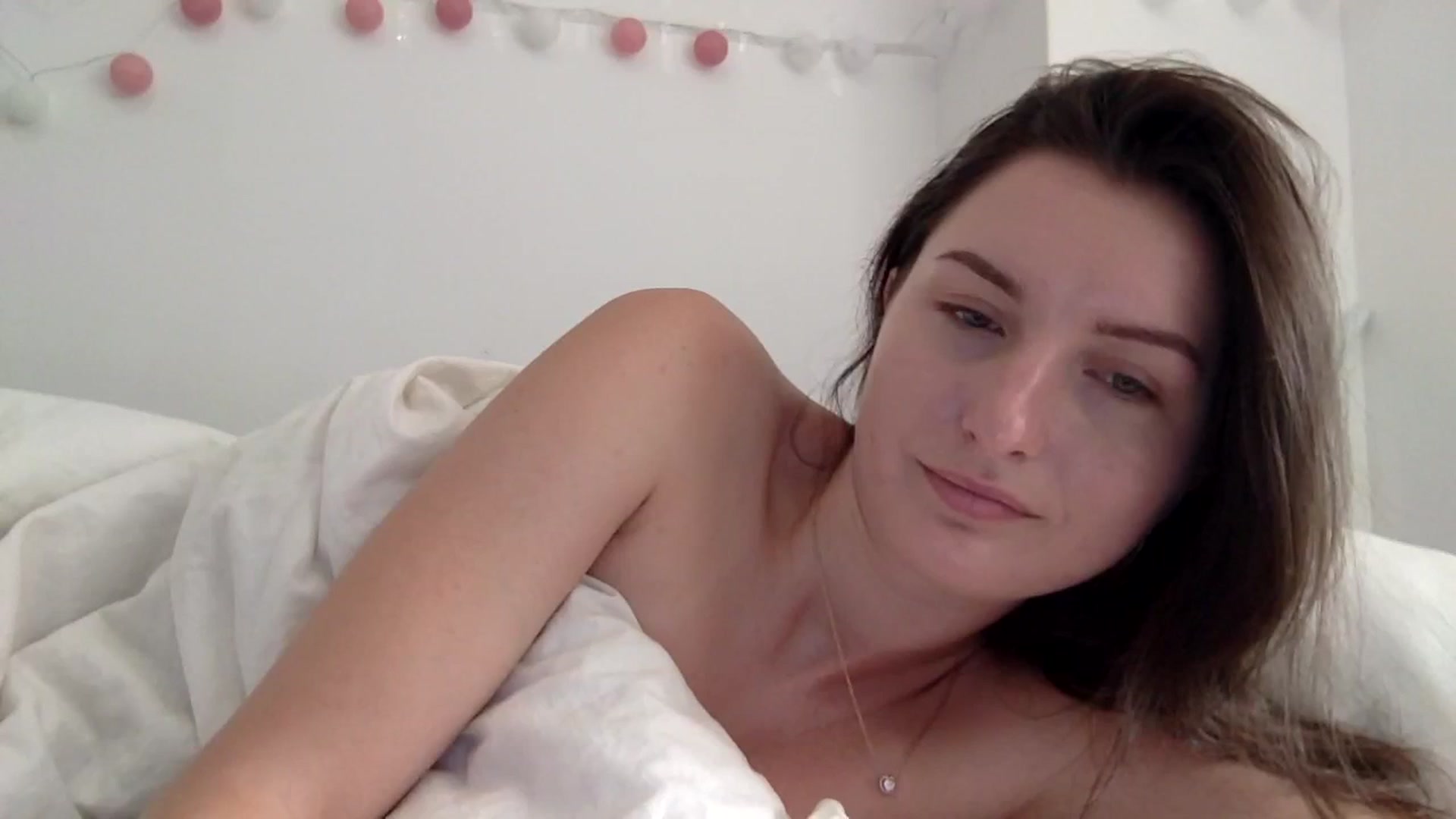 Gallery image thumbnail from EmilyRosier's myfreecams stream on, 10/07/2023, 11:48 image 9 of 20