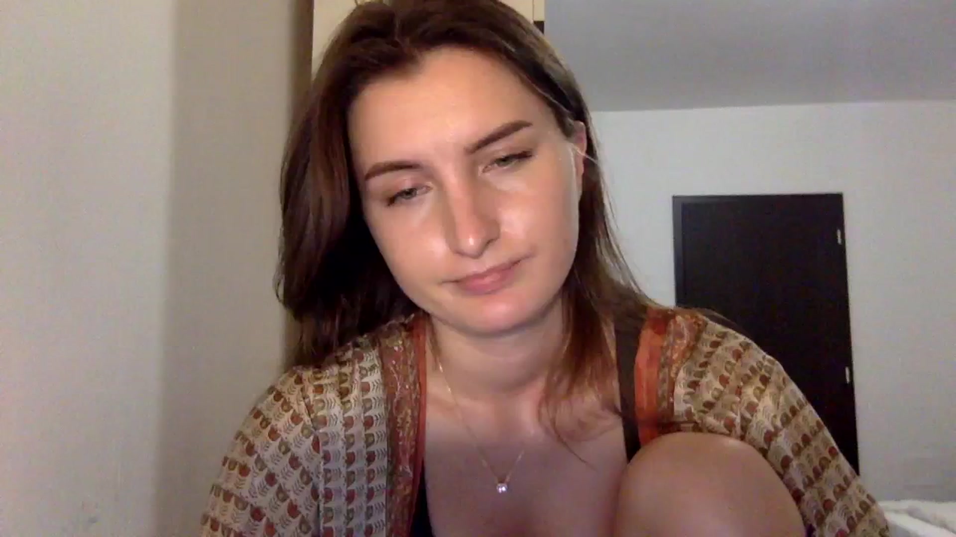 Gallery image thumbnail from EmilyRosier's myfreecams stream on, 11/08/2023, 22:50 image 1 of 20