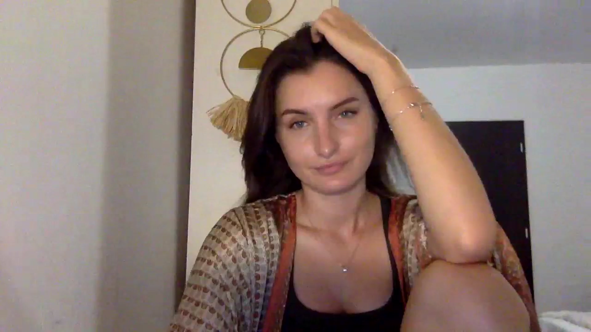 Gallery image thumbnail from EmilyRosier's myfreecams stream on, 11/08/2023, 22:50 image 10 of 20