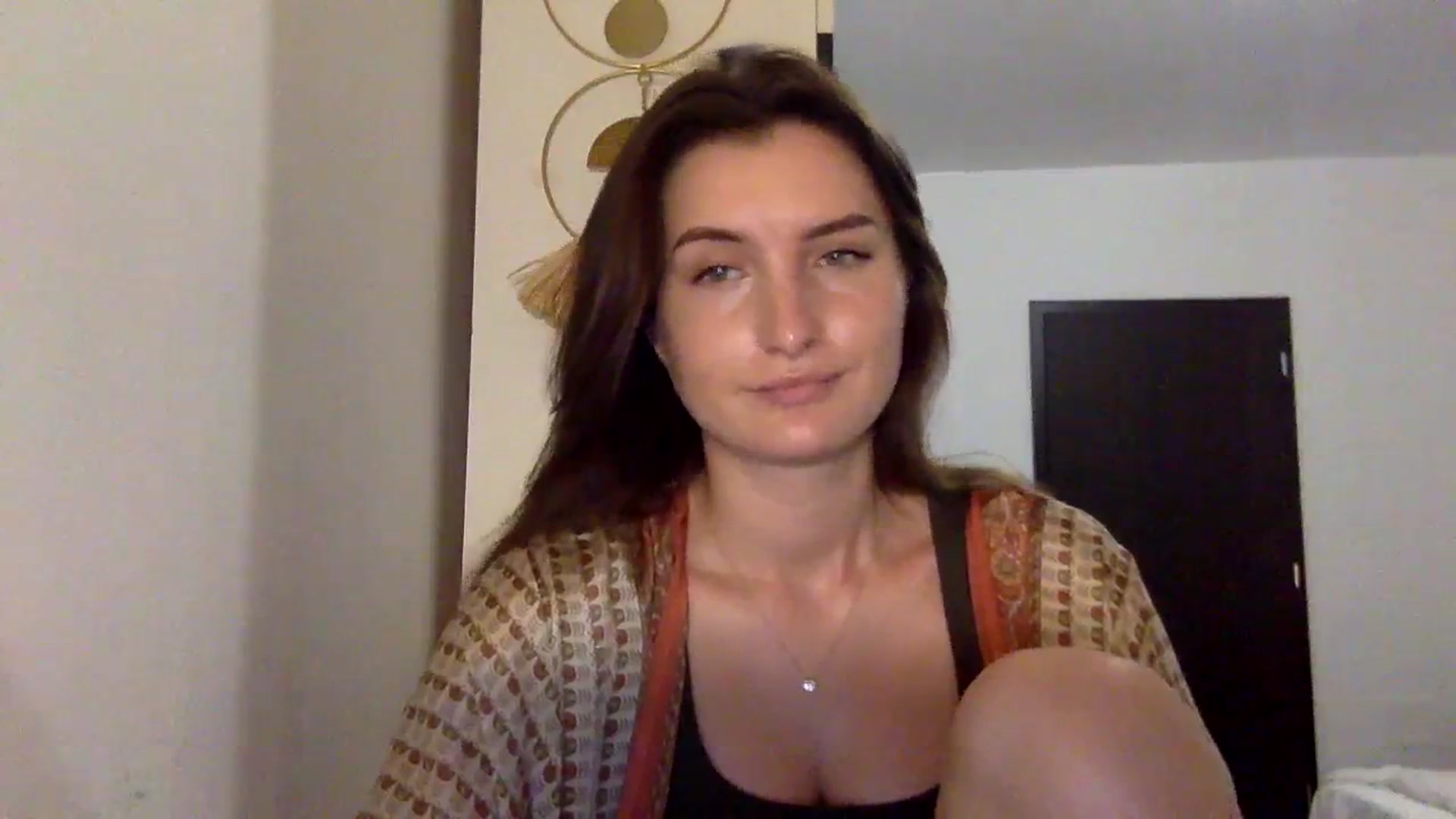 Gallery image thumbnail from EmilyRosier's myfreecams stream on, 11/08/2023, 22:50 image 11 of 20
