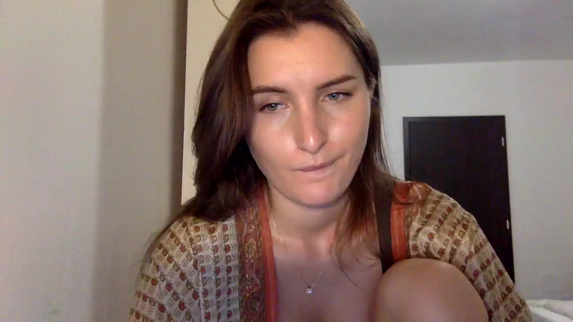 Gallery image thumbnail from EmilyRosier's myfreecams stream on, 11/08/2023, 22:50 image 2 of 20