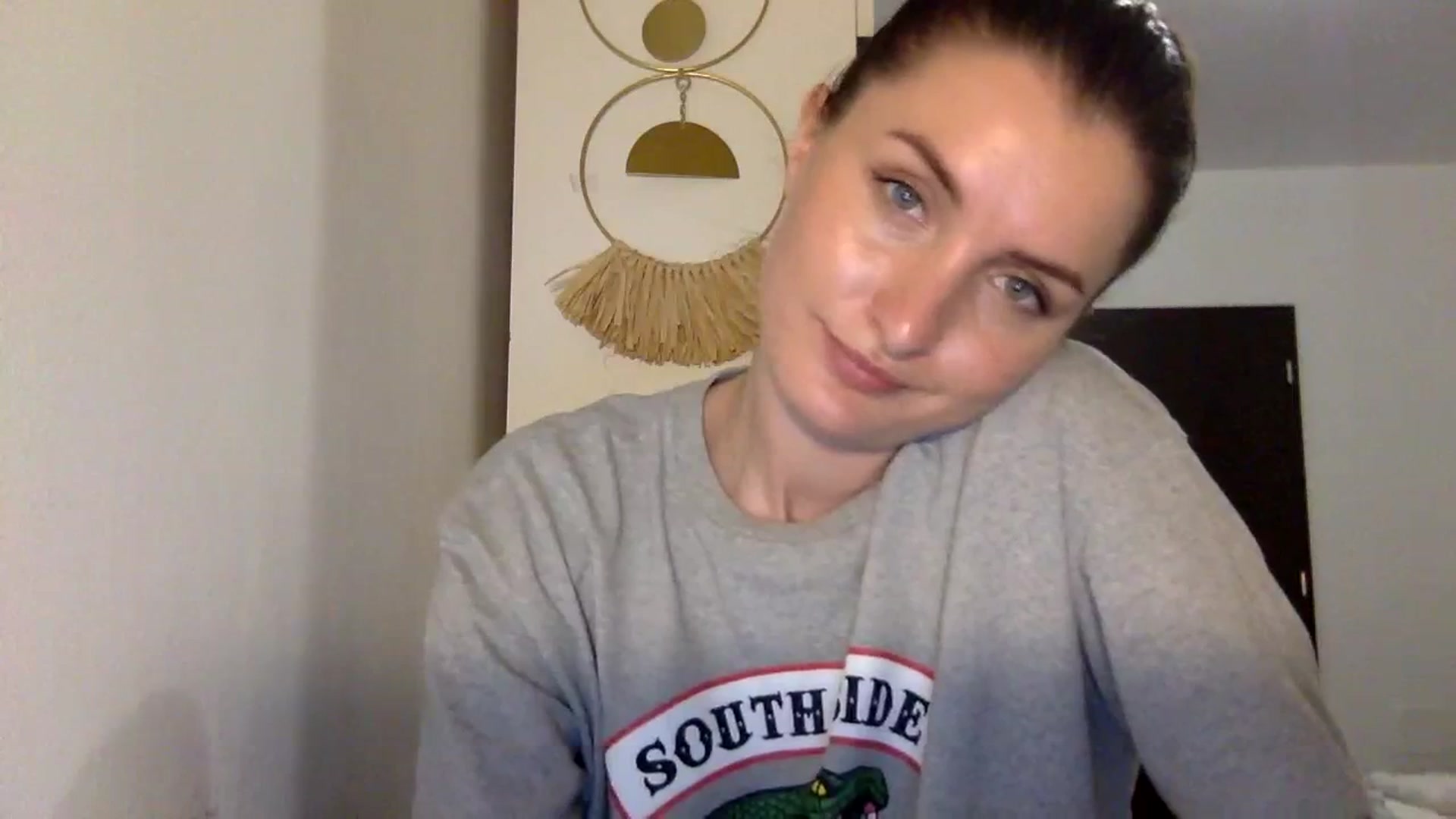 Gallery image thumbnail from EmilyRosier's myfreecams stream on, 11/09/2023, 22:16 image 11 of 20