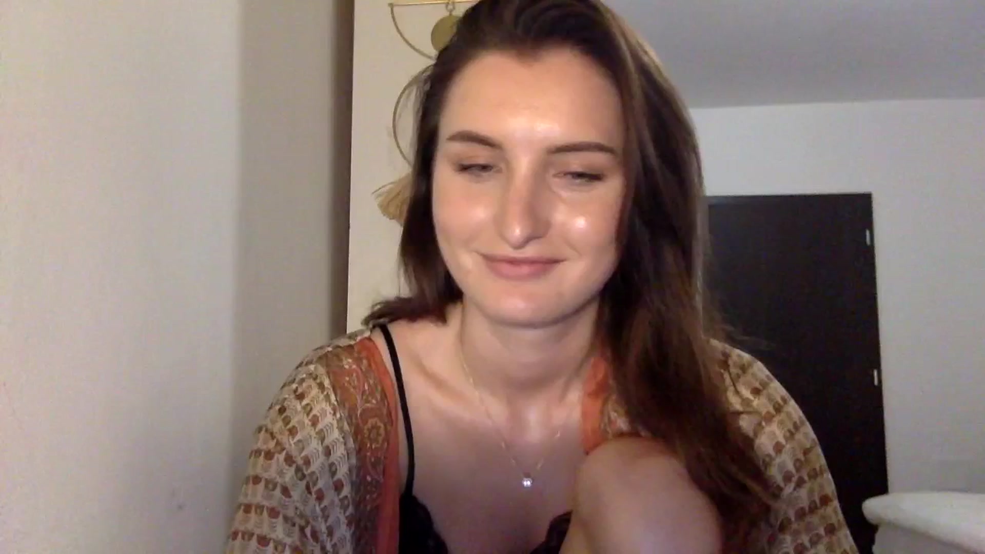 Gallery image thumbnail from EmilyRosier's myfreecams stream on, 11/11/2023, 20:17 image 6 of 20