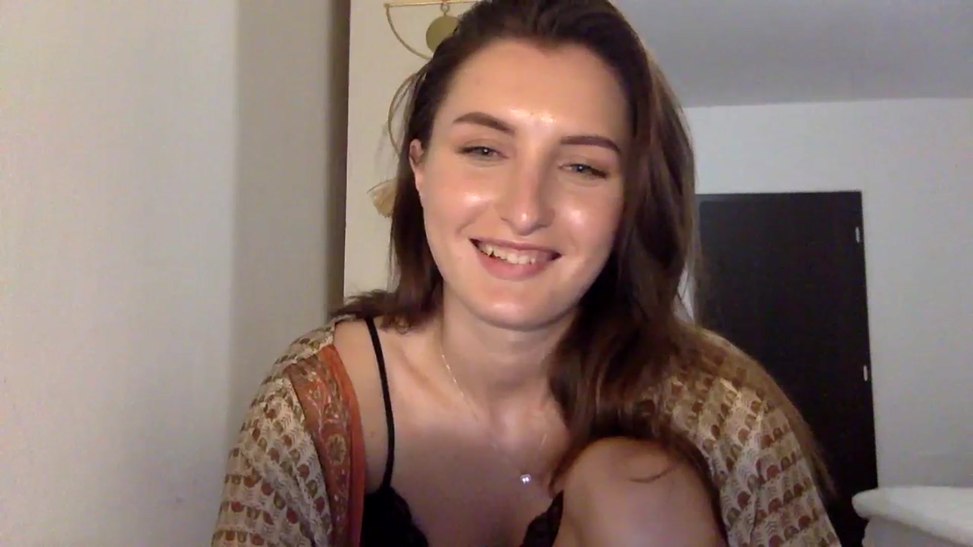 Gallery image thumbnail from EmilyRosier's myfreecams stream on, 11/11/2023, 20:17 image 7 of 20