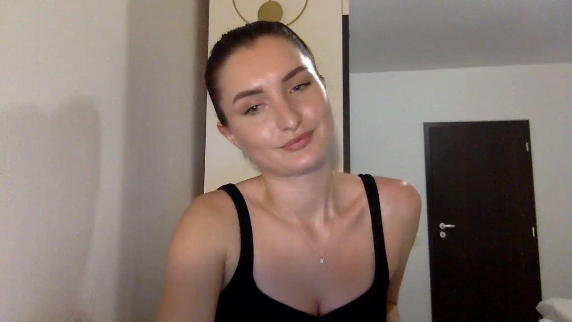 Gallery image thumbnail from EmilyRosier's myfreecams stream on, 11/13/2023, 19:40 image 10 of 20