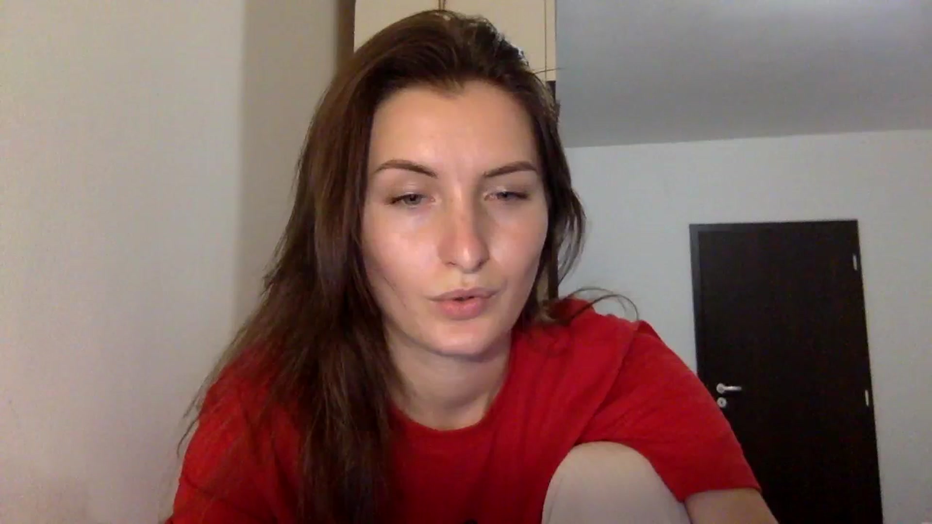 Gallery image thumbnail from EmilyRosier's myfreecams stream on, 11/14/2023, 23:25 image 14 of 20