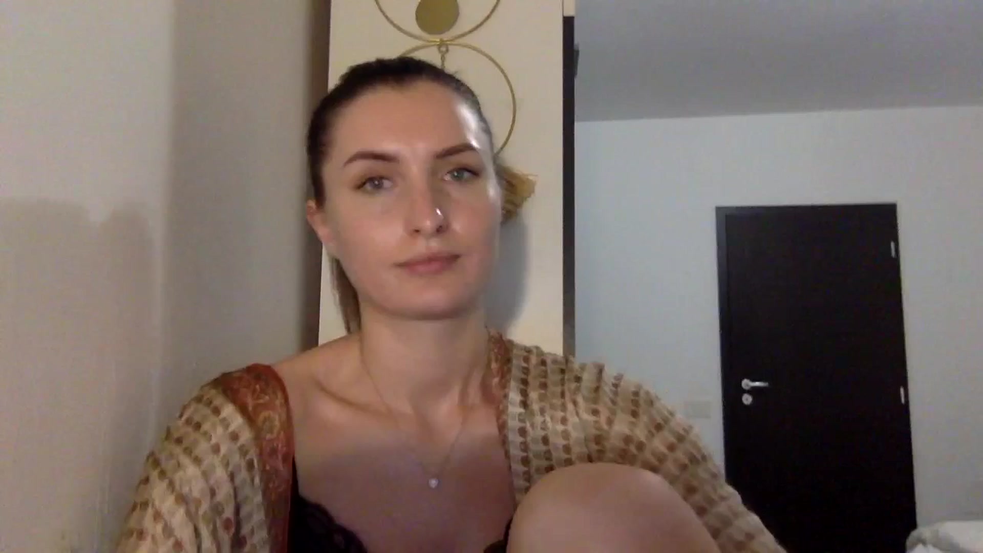 Gallery image thumbnail from EmilyRosier's myfreecams stream on, 11/16/2023, 20:03 image 20 of 20