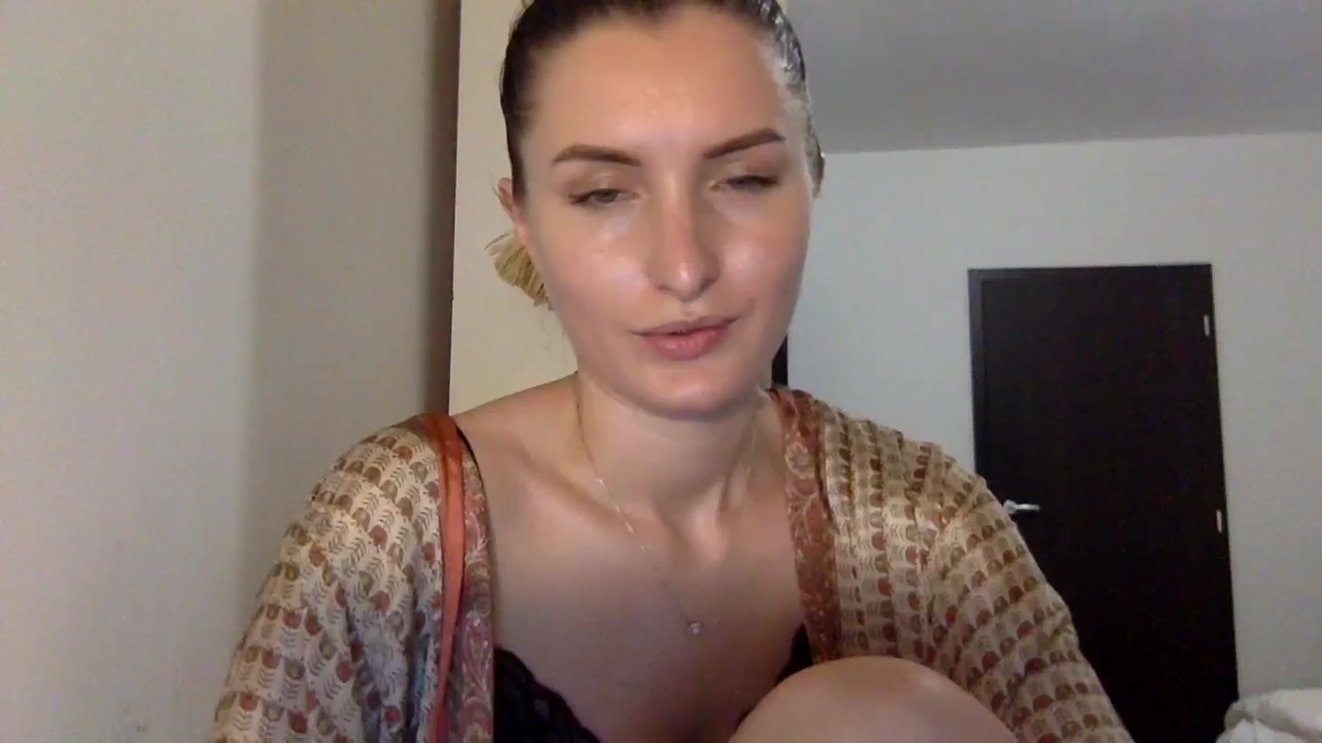 Gallery image thumbnail from EmilyRosier's myfreecams stream on, 11/16/2023, 20:03 image 10 of 20
