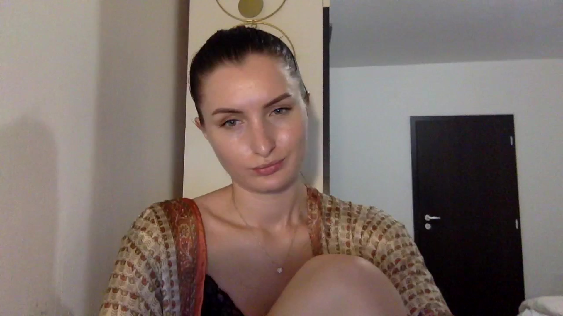 Gallery image thumbnail from EmilyRosier's myfreecams stream on, 11/16/2023, 20:03 image 13 of 20